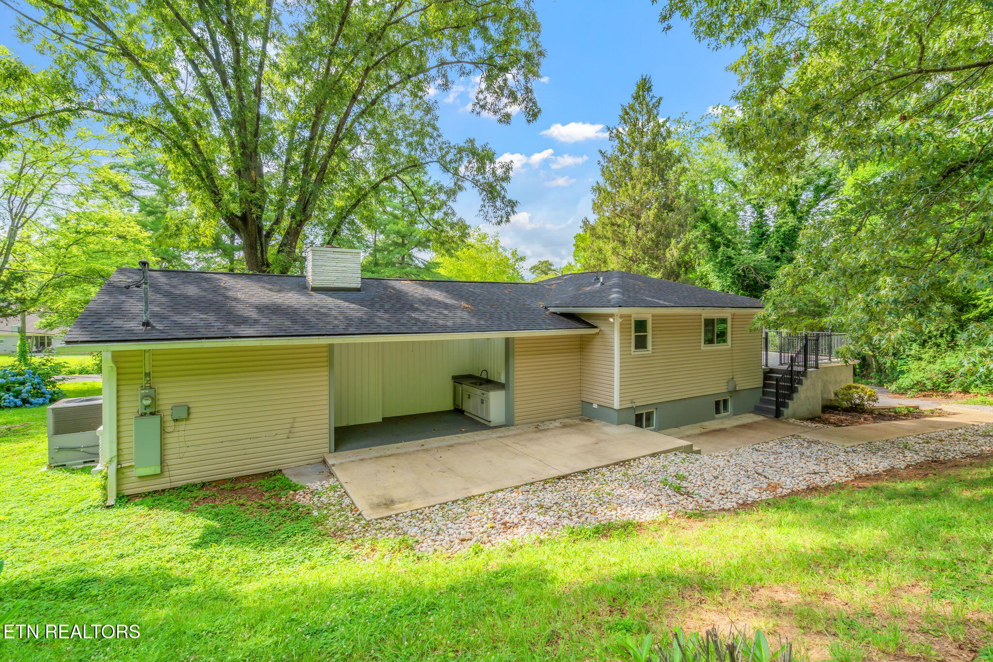 4412 Bruhin Rd Property Photo 44