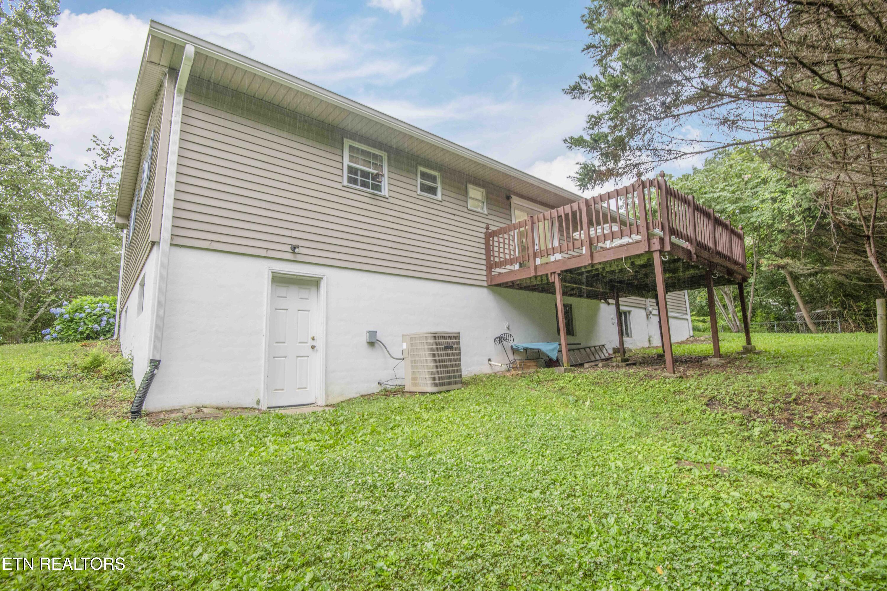 817 W Ridgecrest Drive Property Photo 45