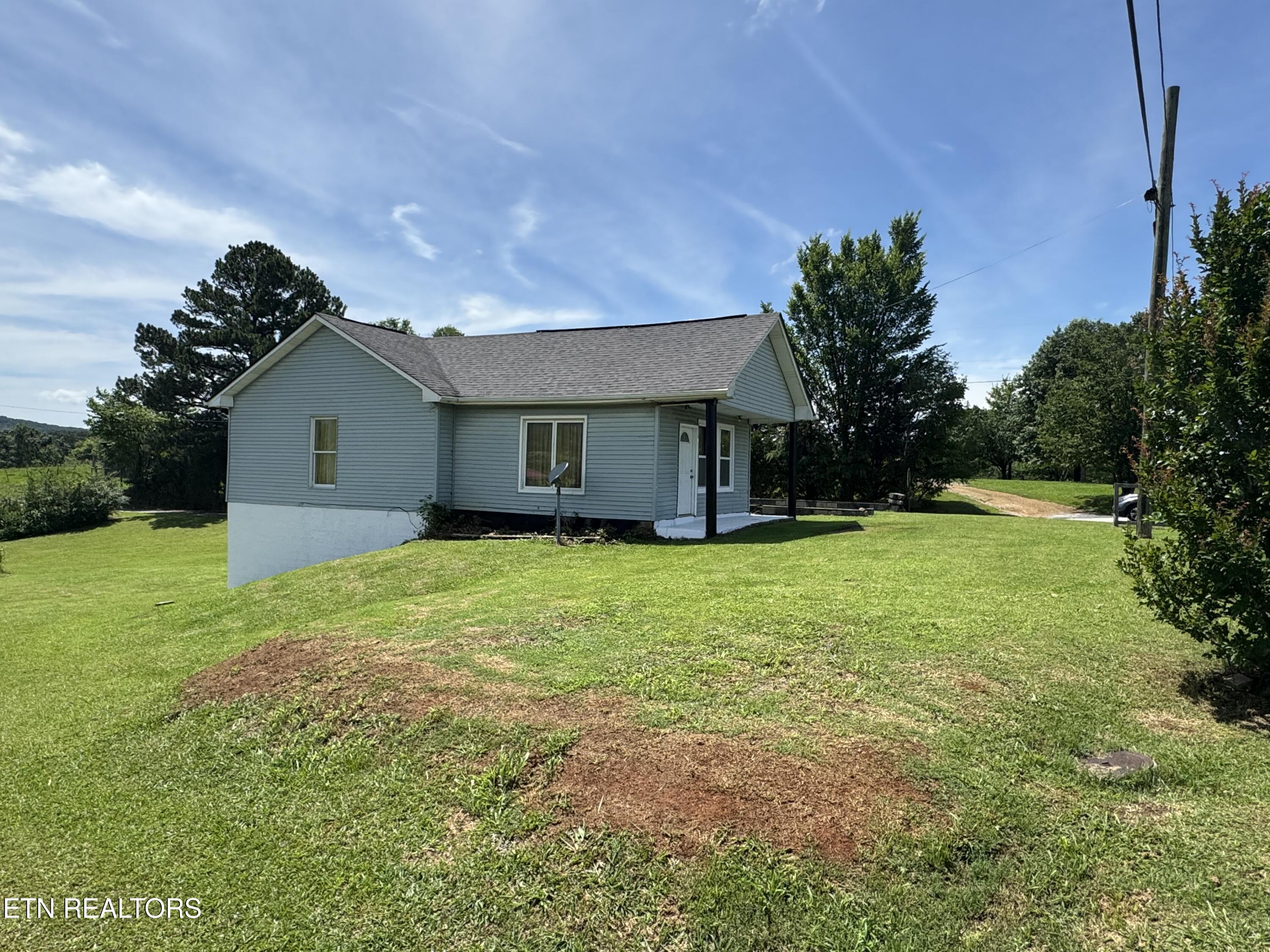 10016 Asheville Hwy Property Photo 3