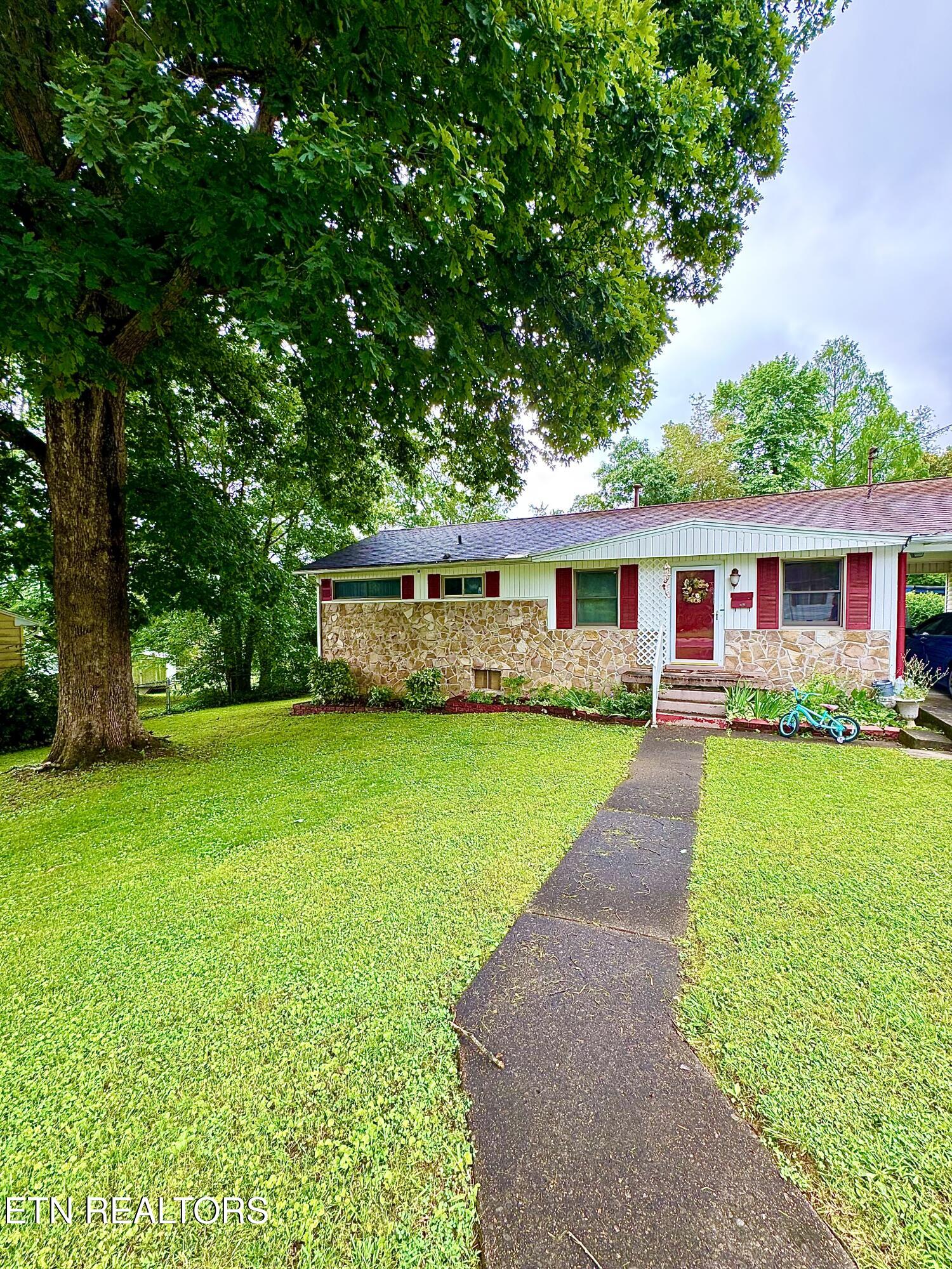103 Albany Rd Property Photo 1