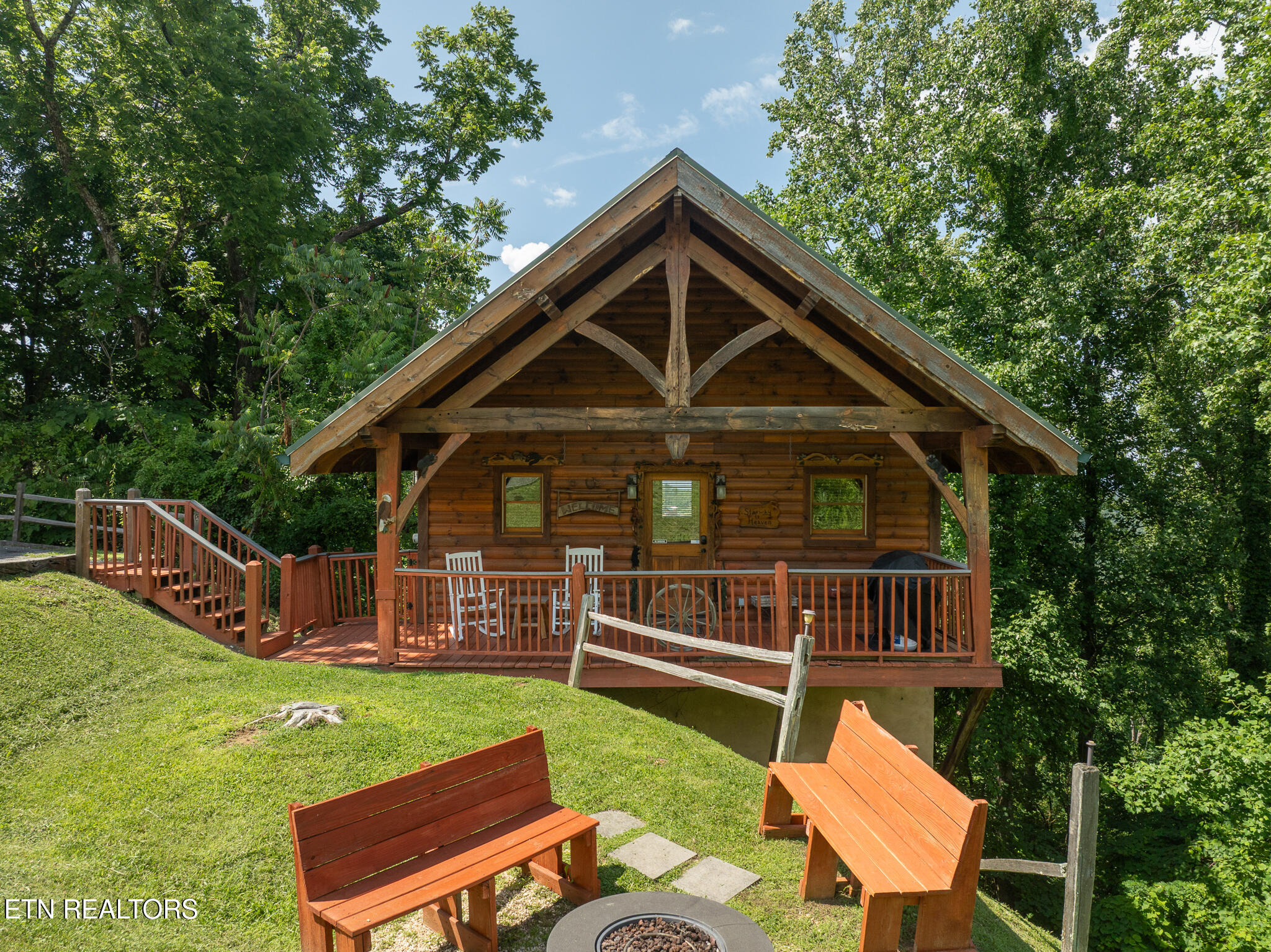 2494 Black Bear Ridge Way Property Photo 1