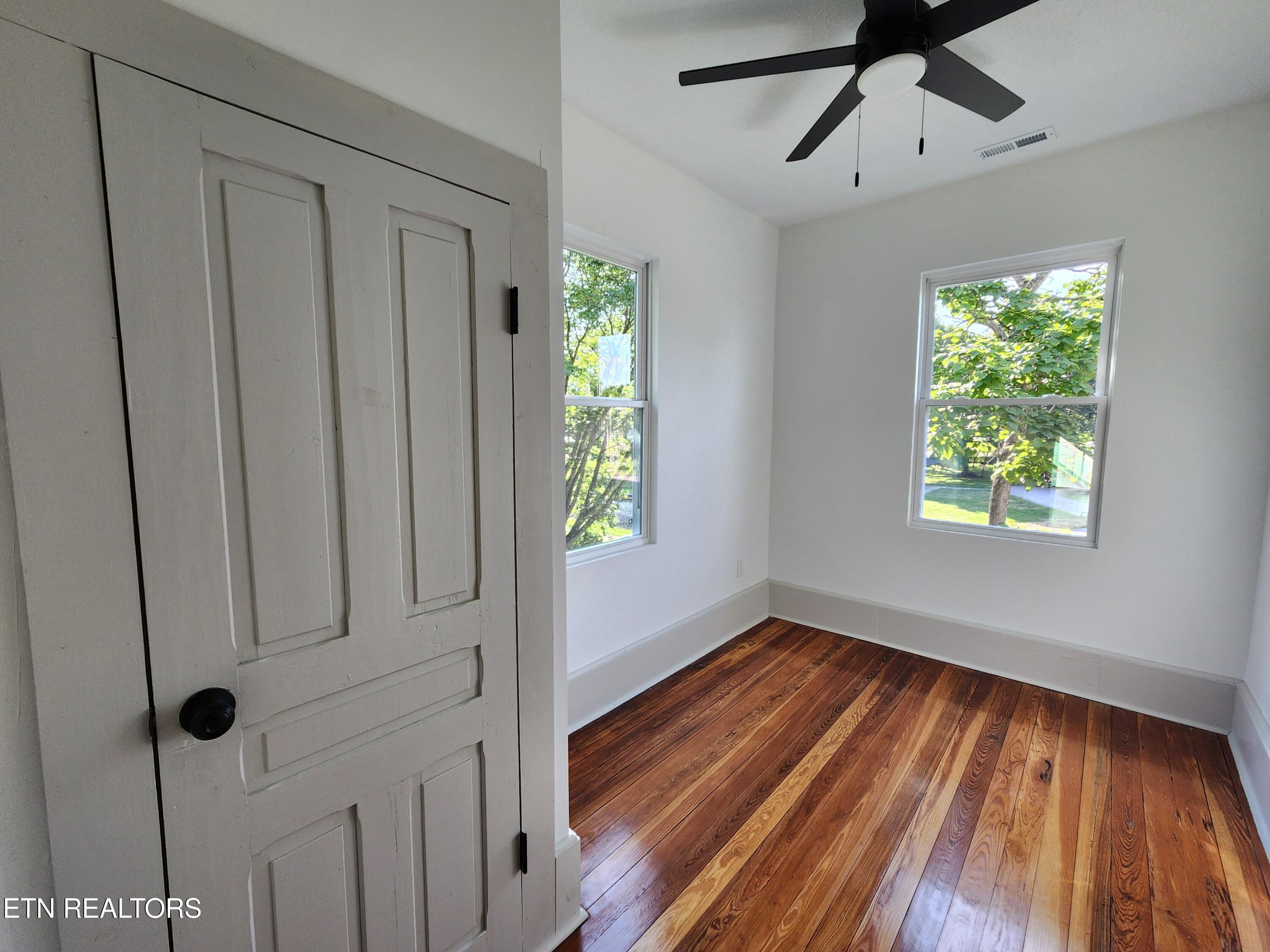 1 Magnolia St Property Photo 17