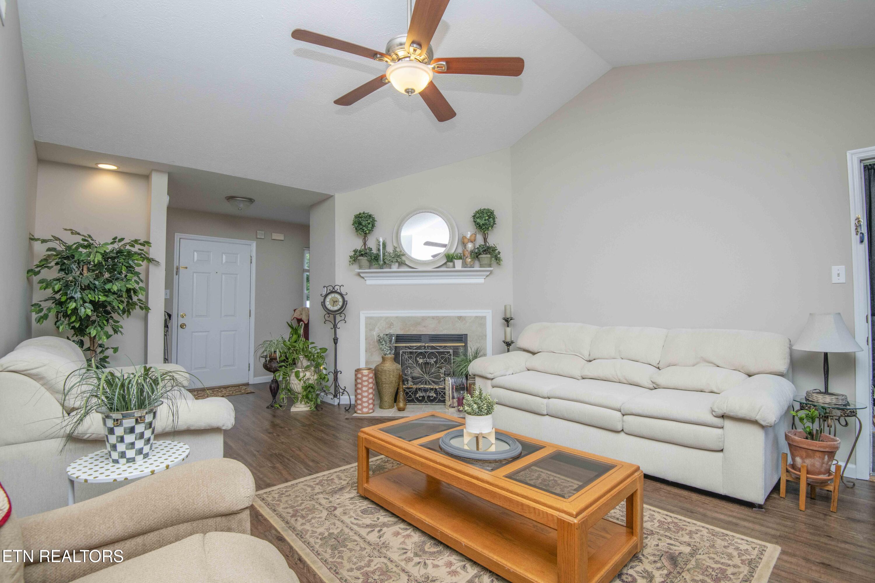 5632 Libby Way Property Photo 9