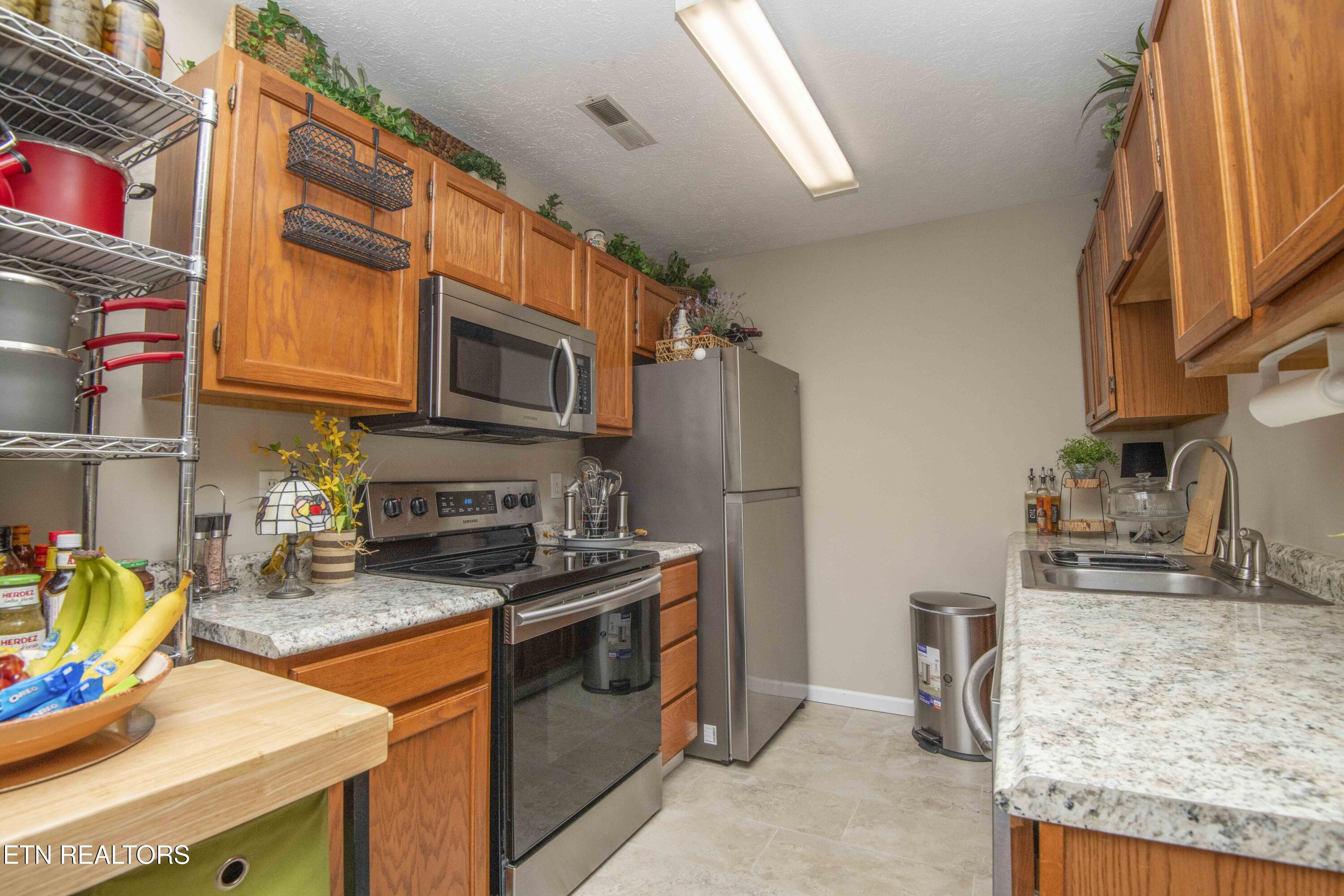 5632 Libby Way Property Photo 14