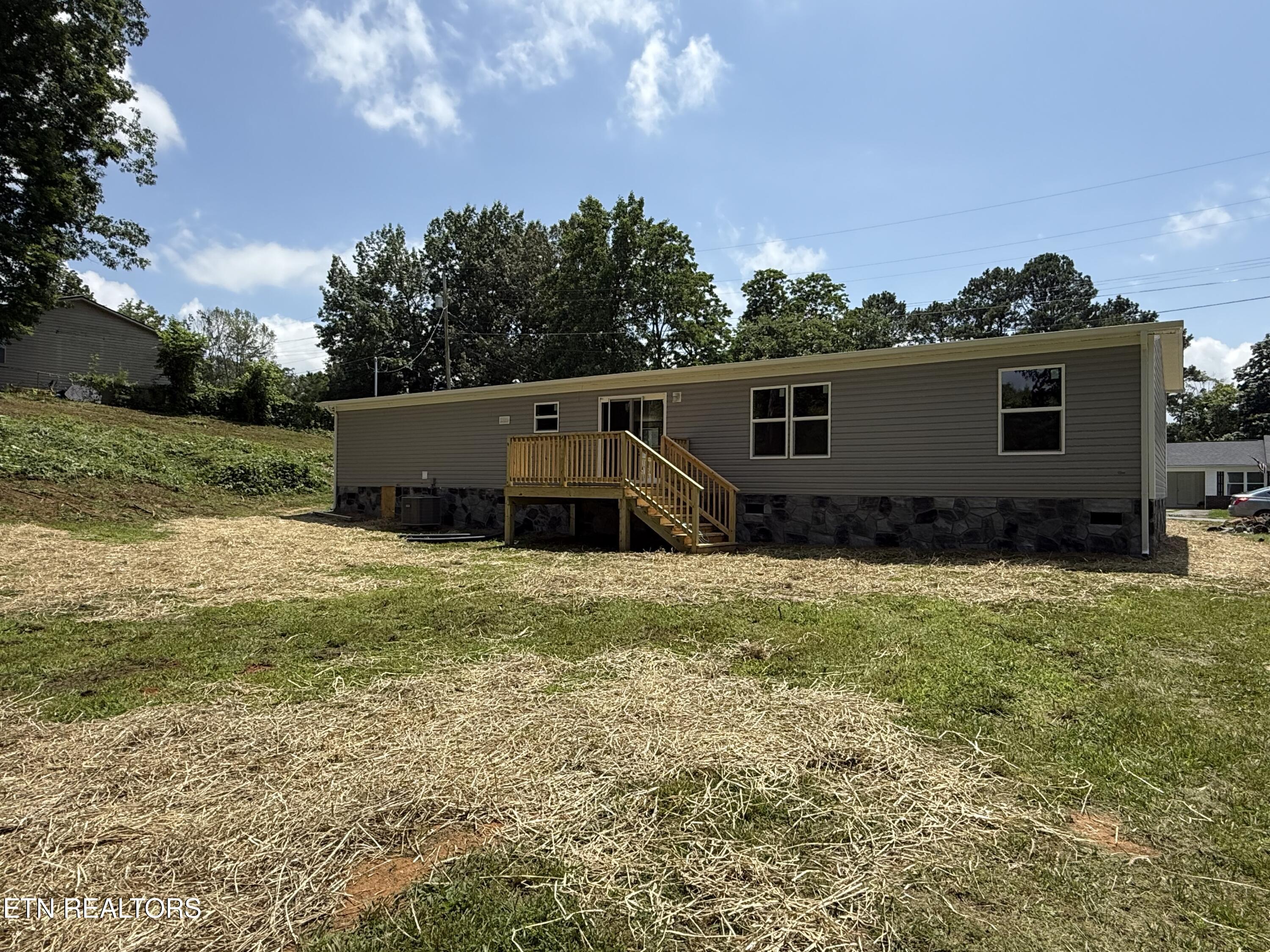 1684 Shields Drive Property Photo 5