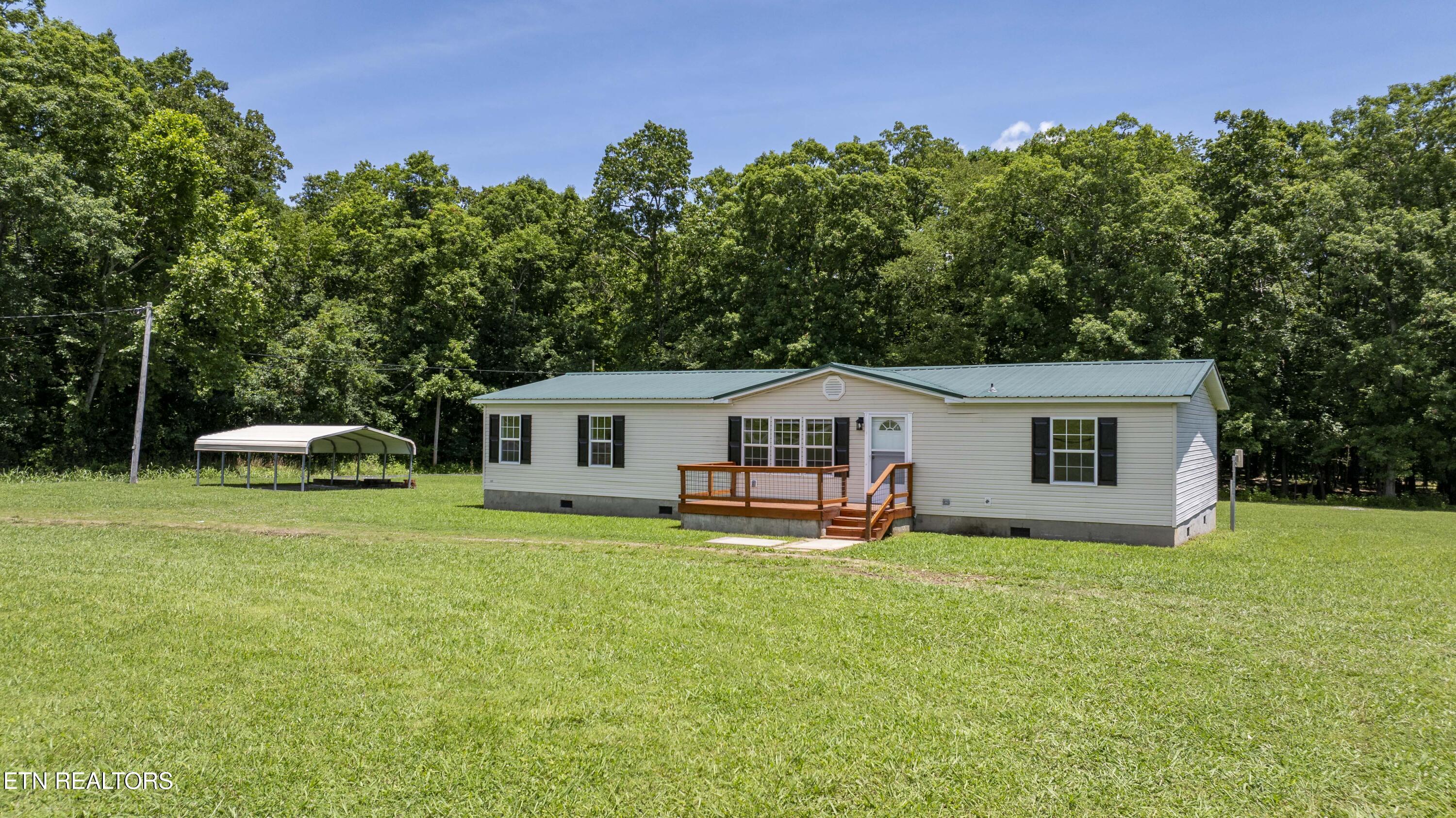 435 Stump Hollow Rd Property Photo 1