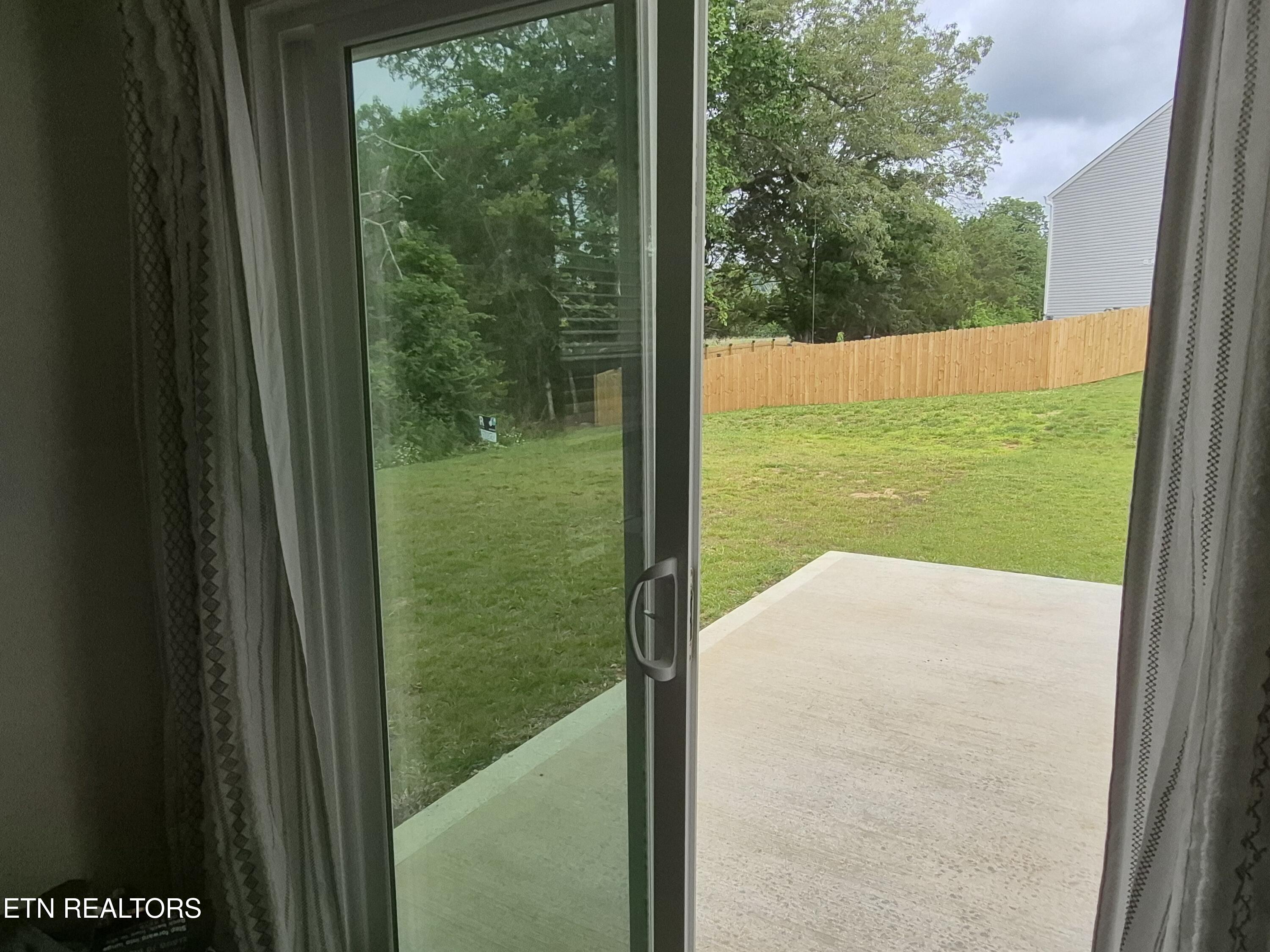 7515 Grasshopper Lane Property Photo 17