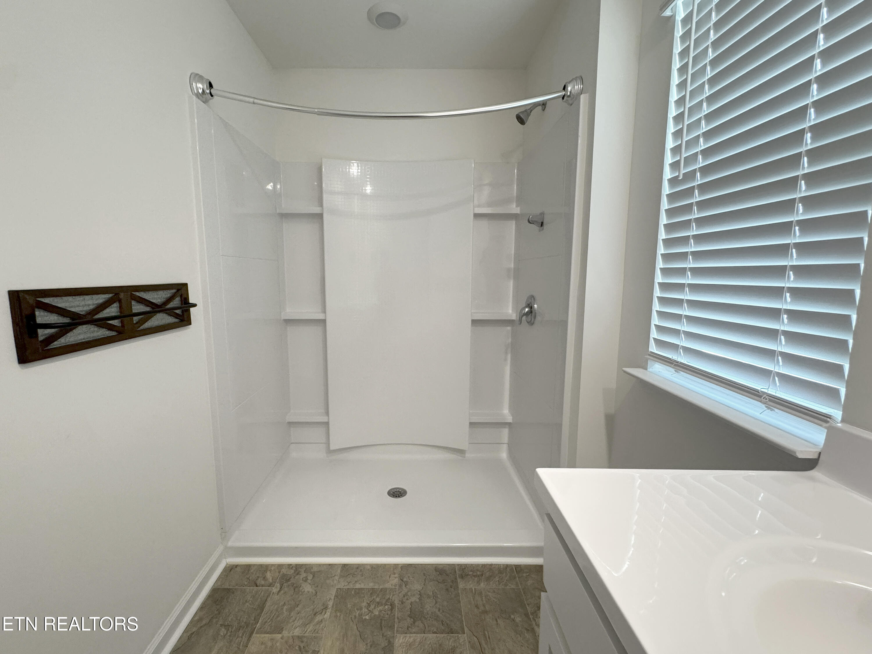 7515 Grasshopper Lane Property Photo 23