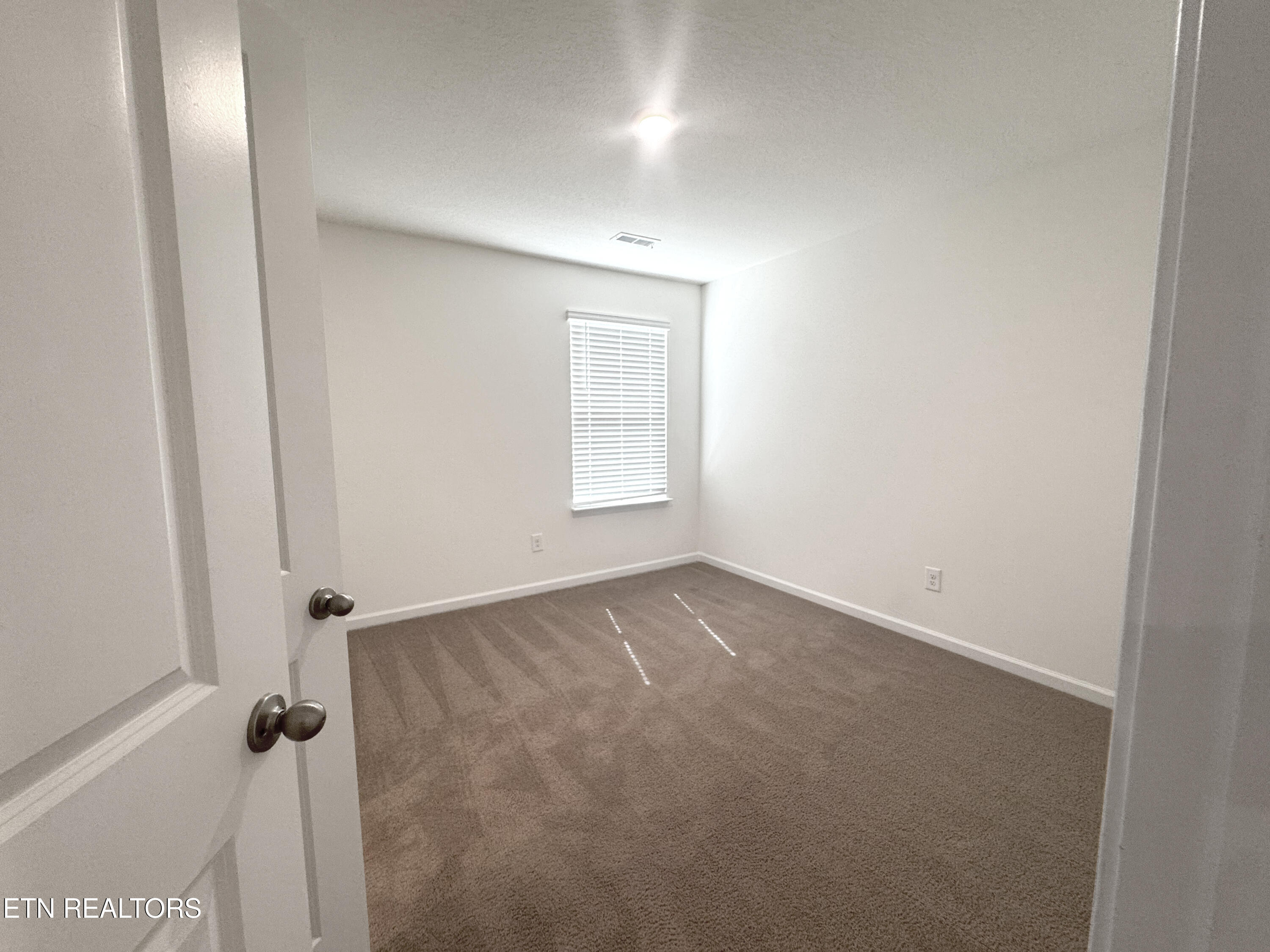 7515 Grasshopper Lane Property Photo 31