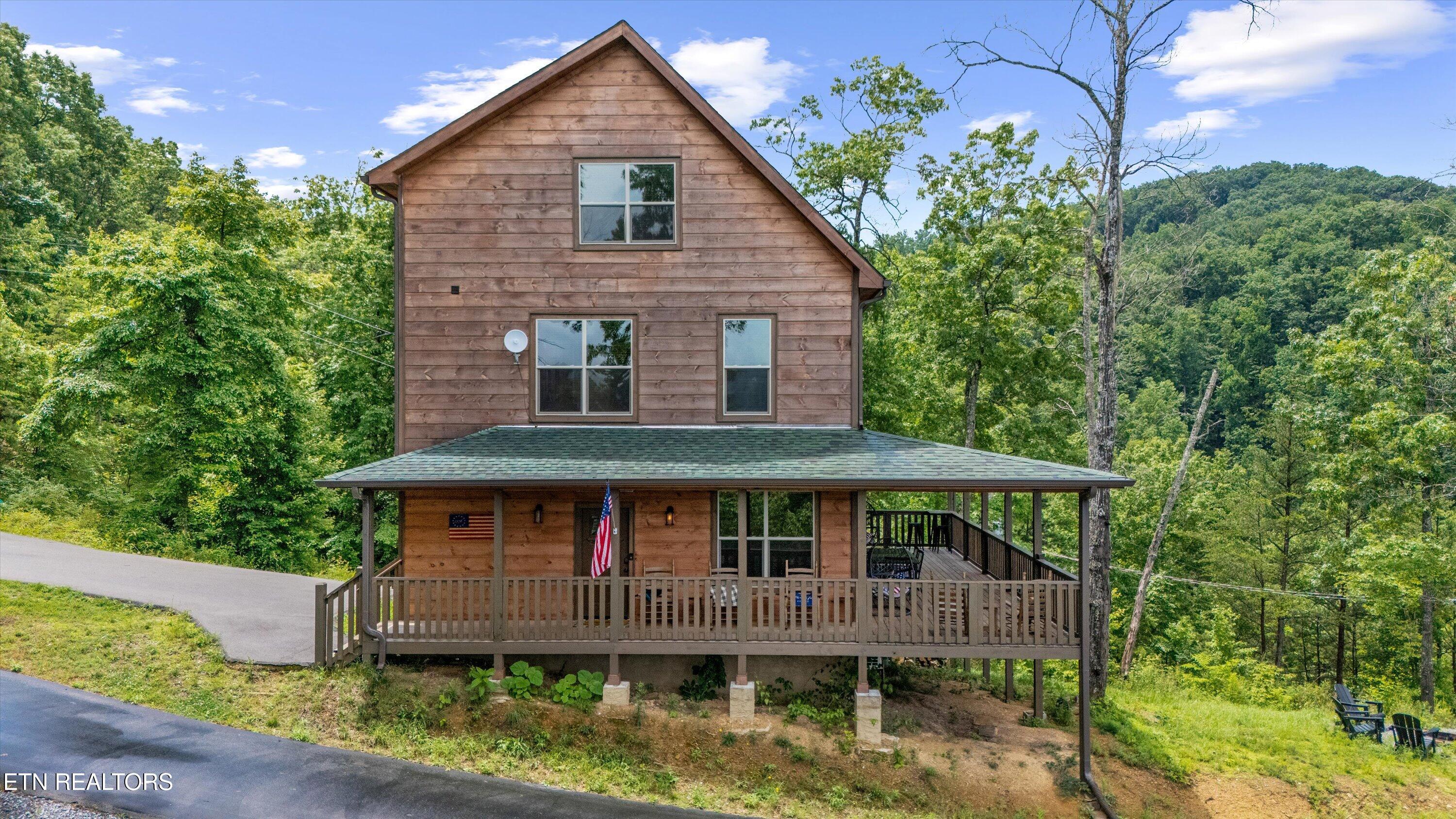 3169 Bear Mountain Lane Property Photo 1