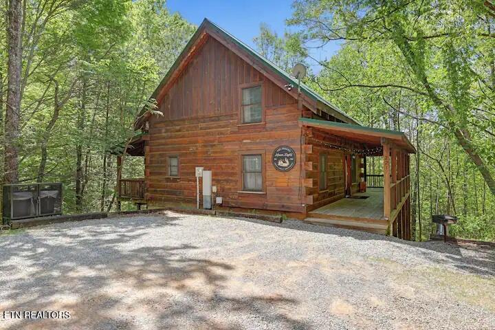 2217 Red Bud Rd Property Photo 1