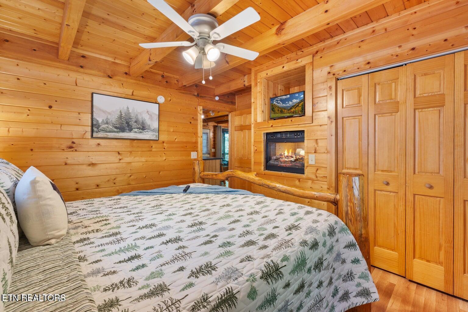 2217 Red Bud Rd Property Photo 19