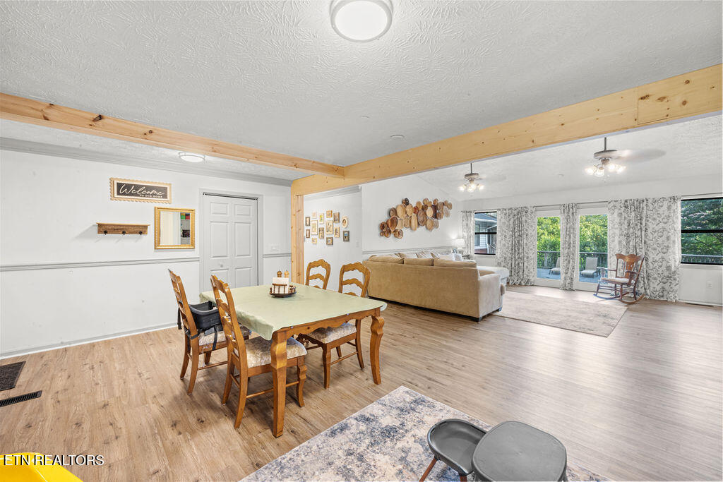 764 W Highland Drive Property Photo 15