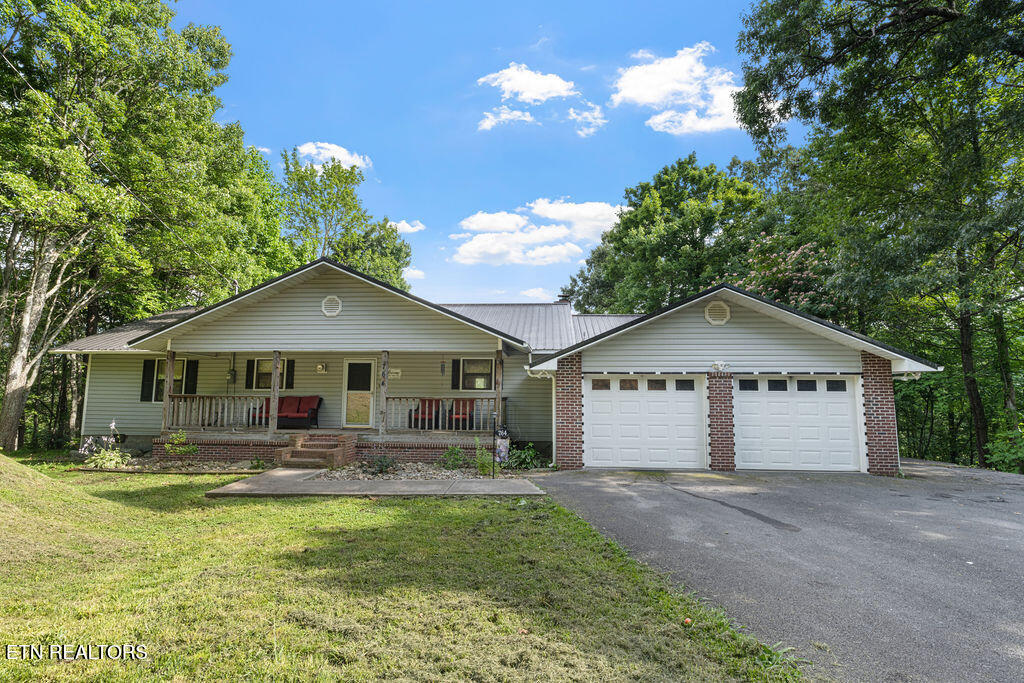 764 W Highland Drive Property Photo 39