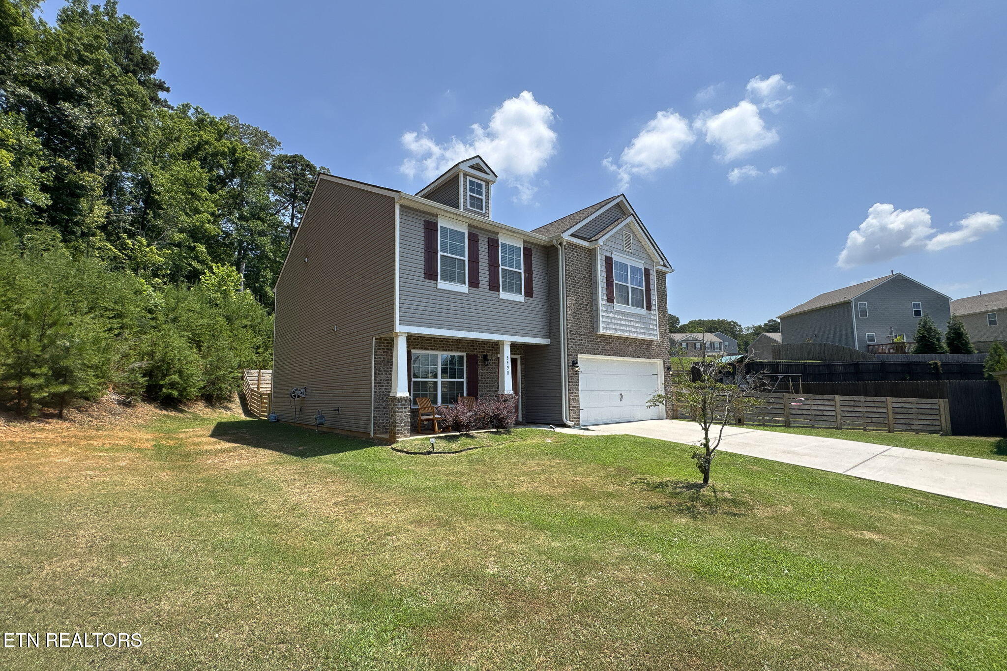 5490 Calvert Lane Property Photo 4