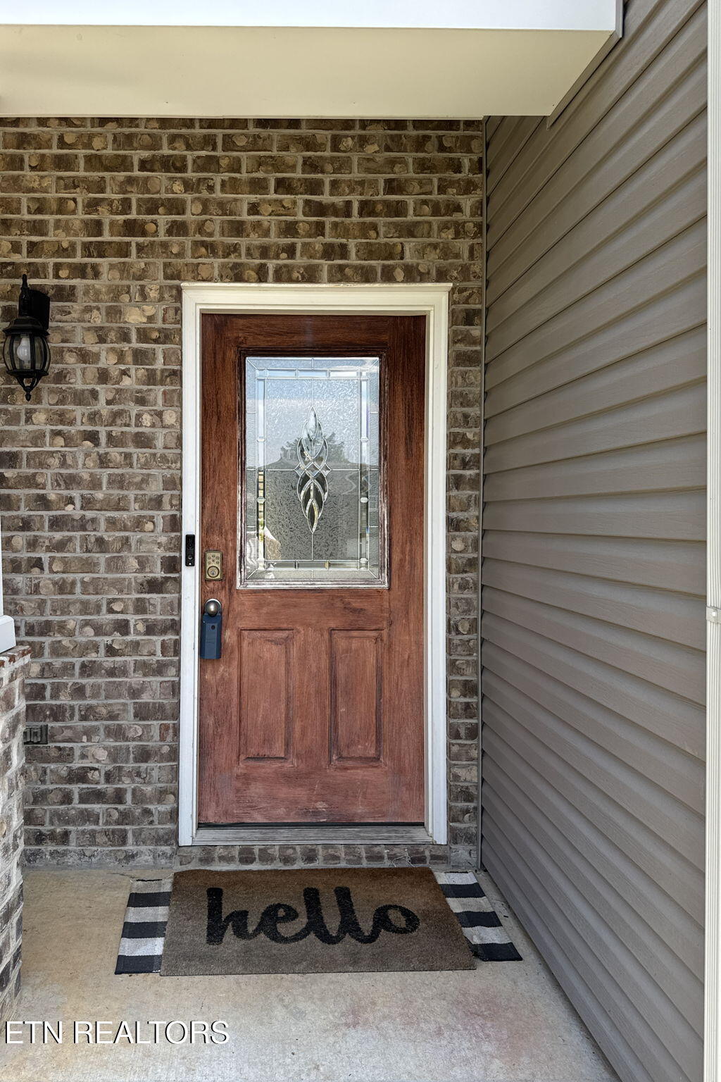 5490 Calvert Lane Property Photo 6