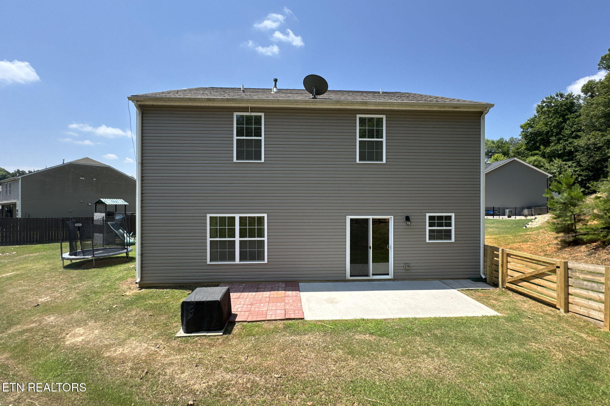 5490 Calvert Lane Property Photo 30