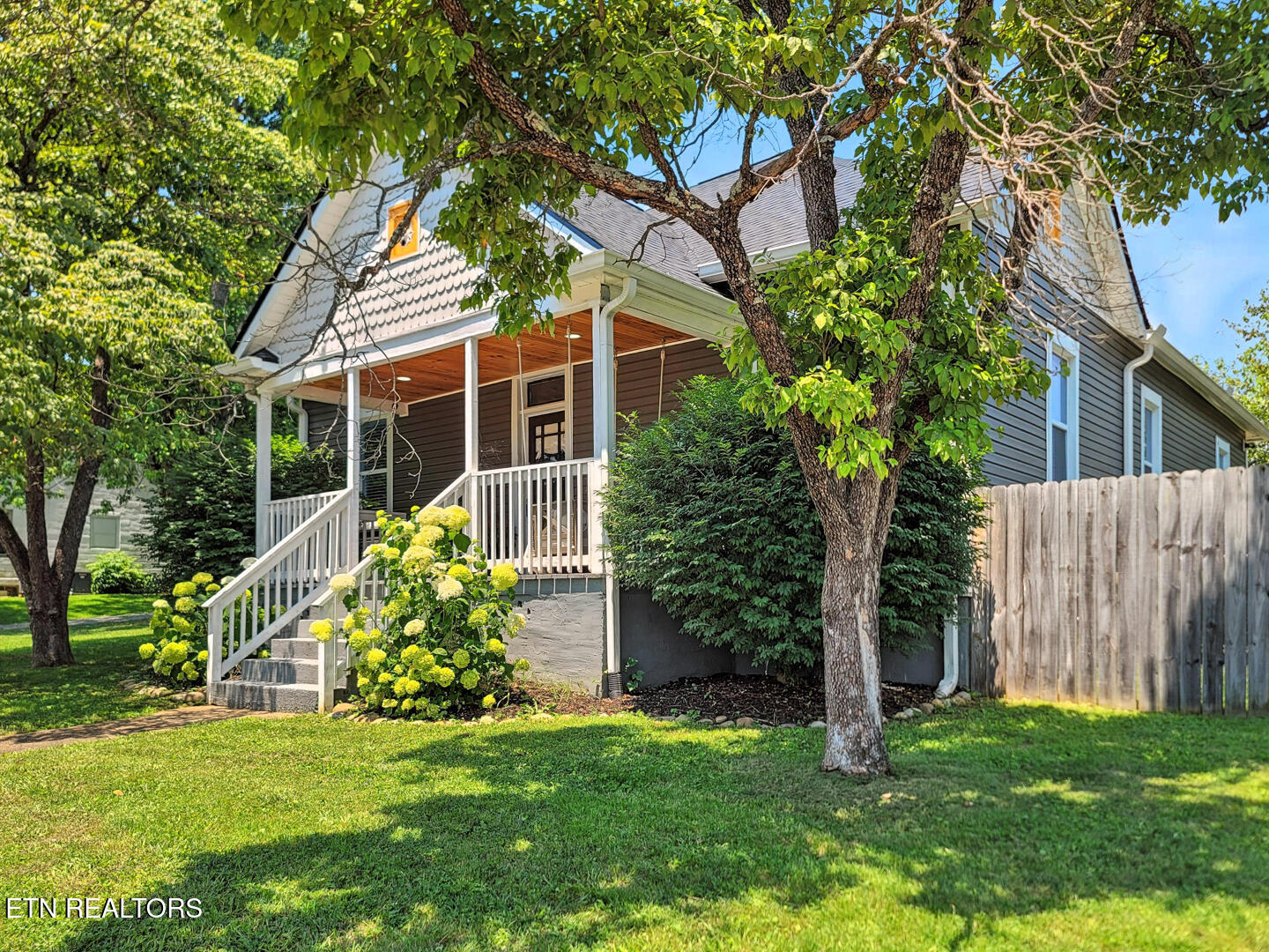 2401 Holbrook Drive Property Photo 1