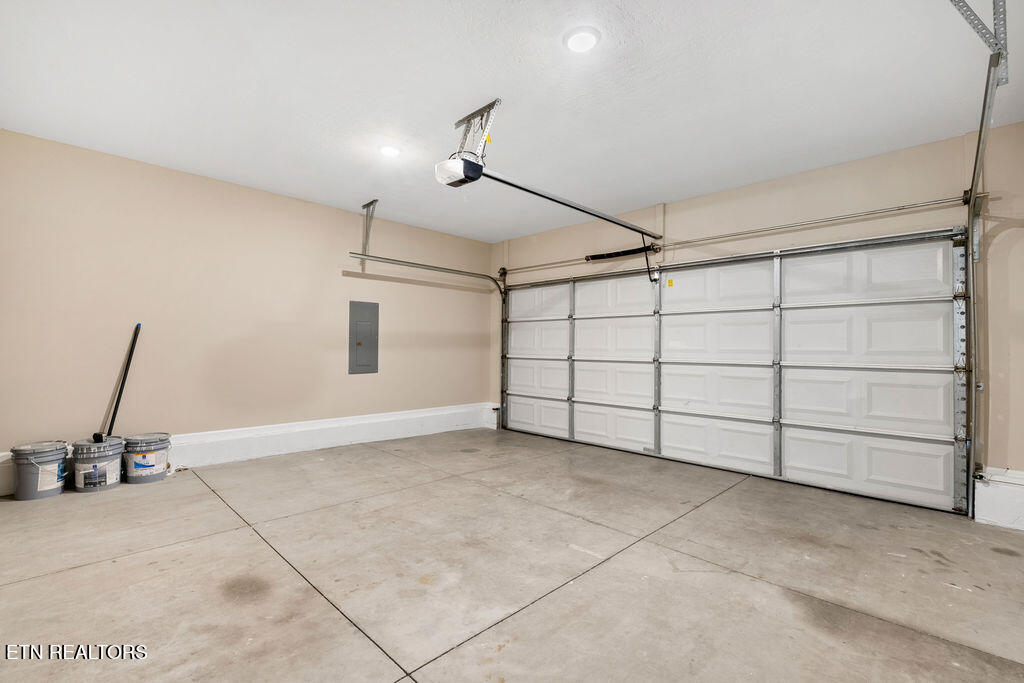 904 Whitesburg Drive Property Photo 38