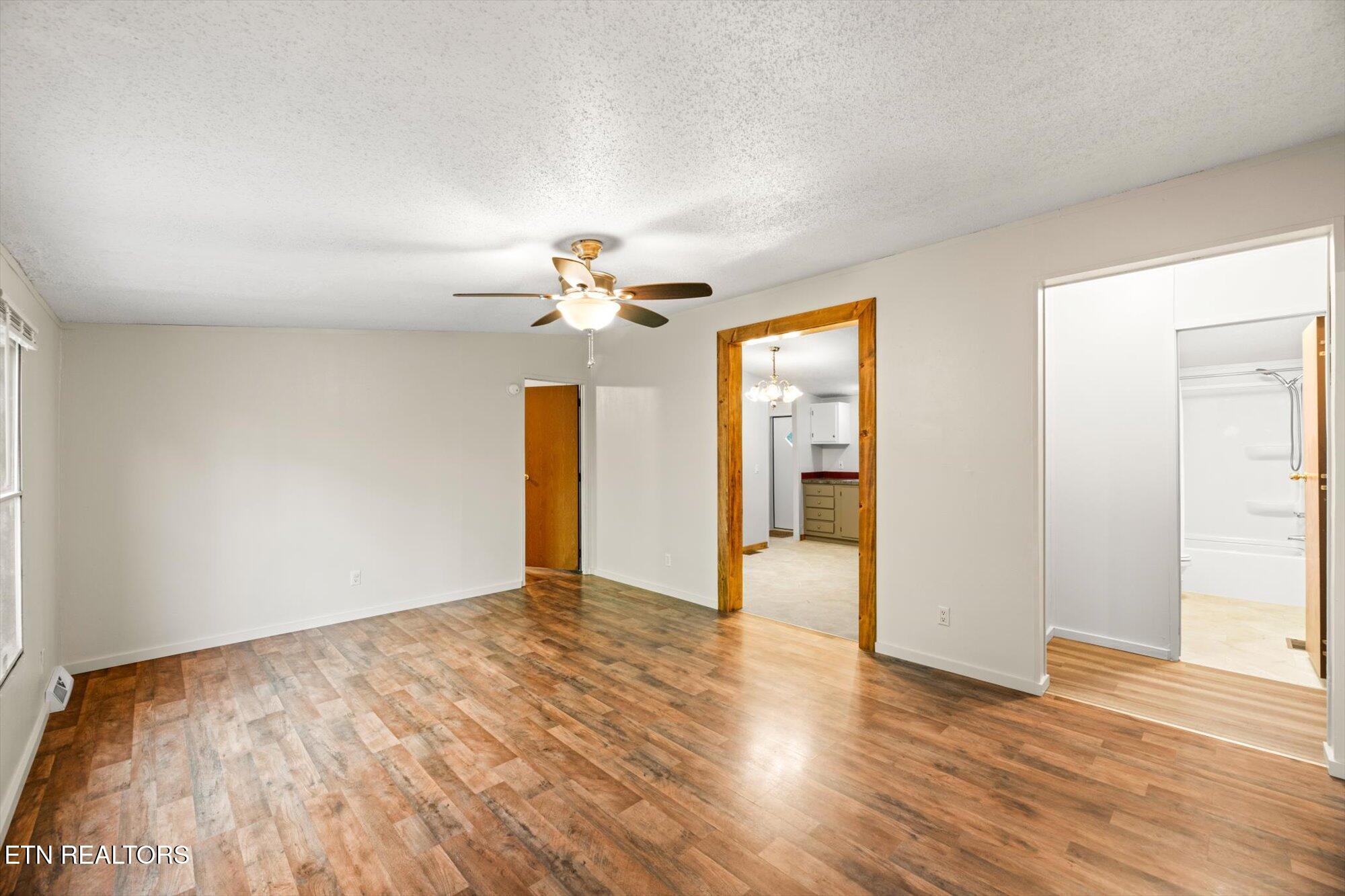 1032 County Road 110 Property Photo 2