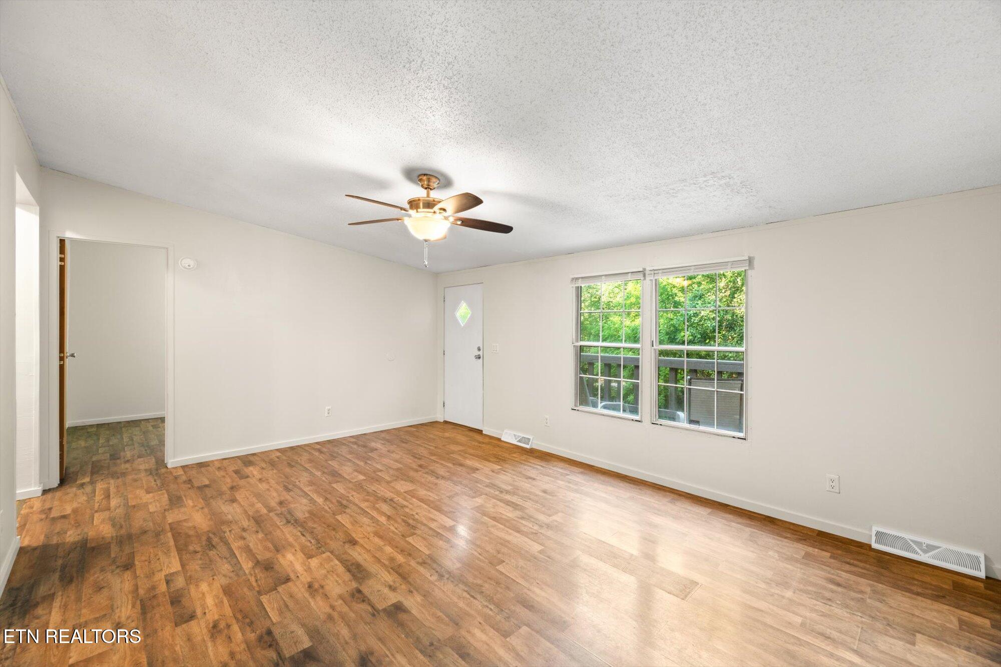 1032 County Road 110 Property Photo 3