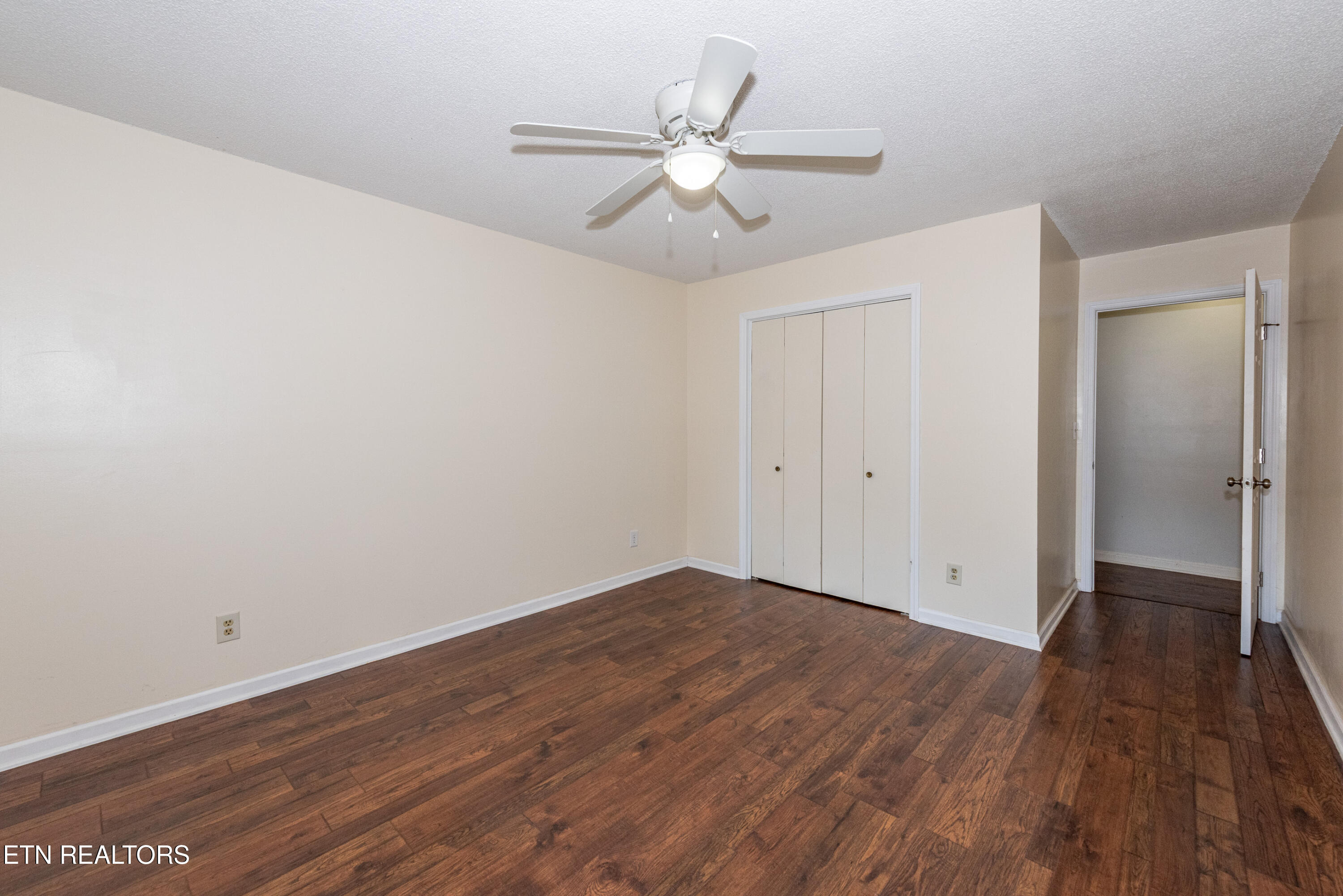 1354 Hillvale Rd Property Photo 34