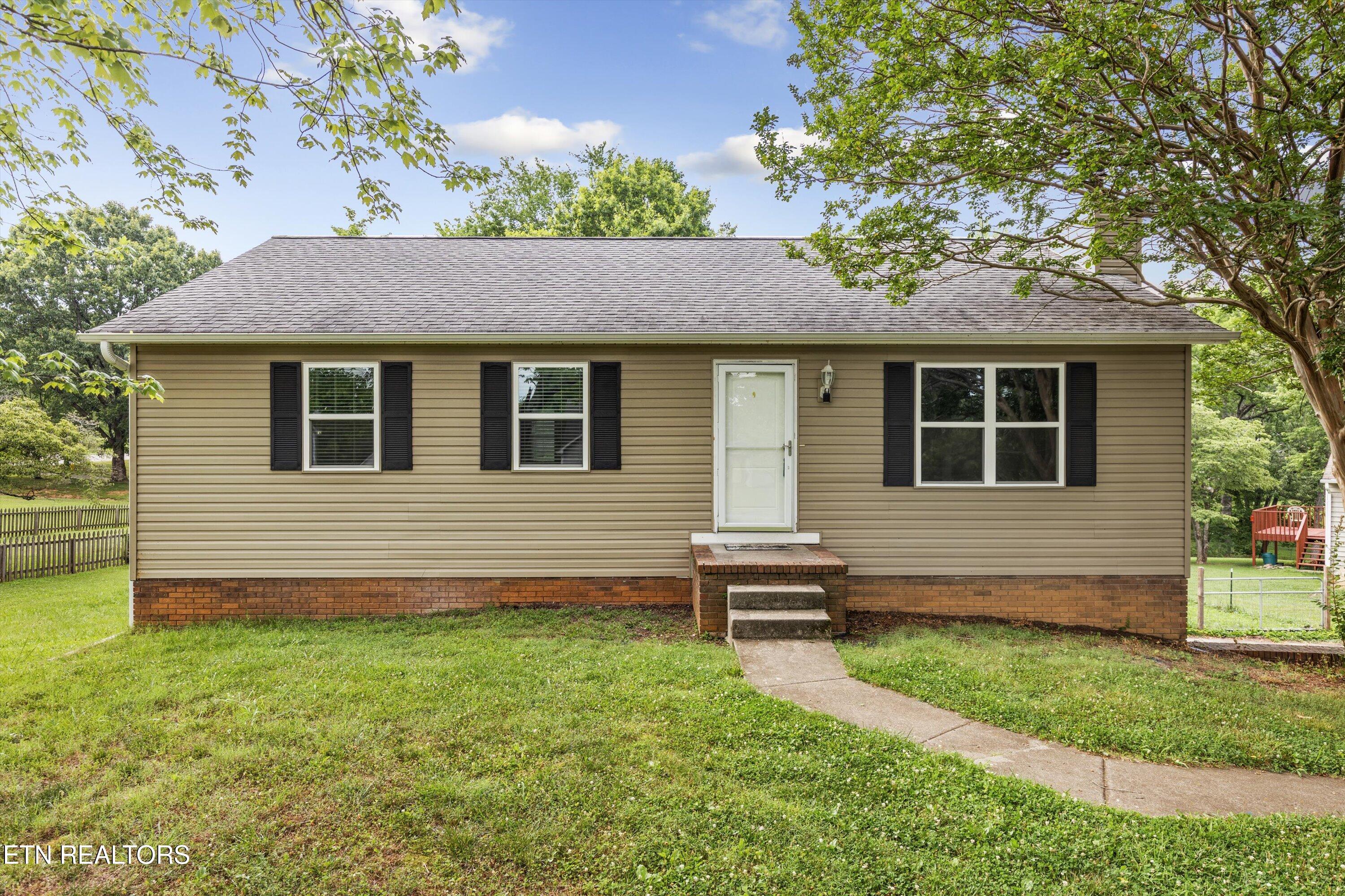 10609 Sprawls Point Property Photo 1