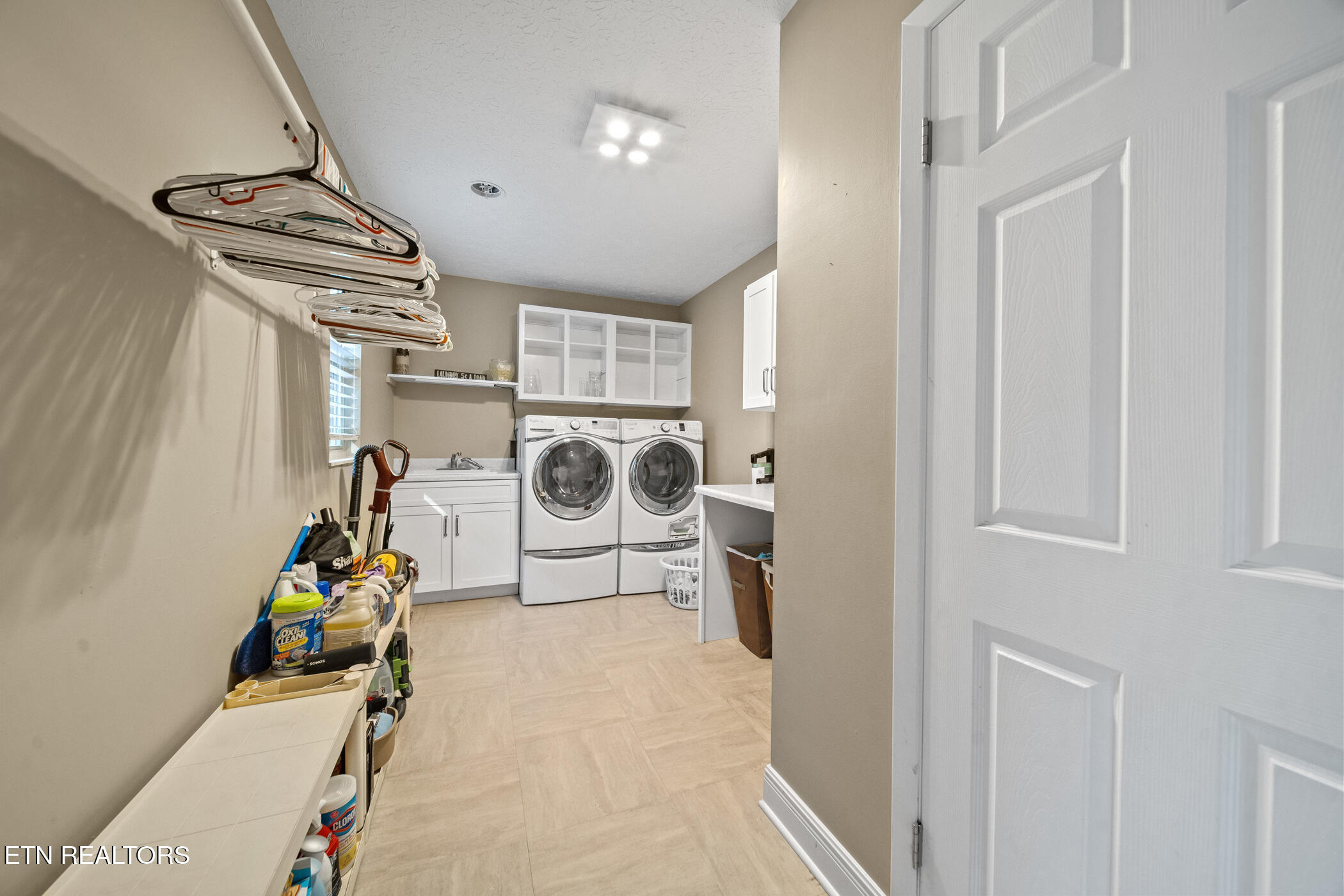7916 Ember Crest Tr Property Photo 30