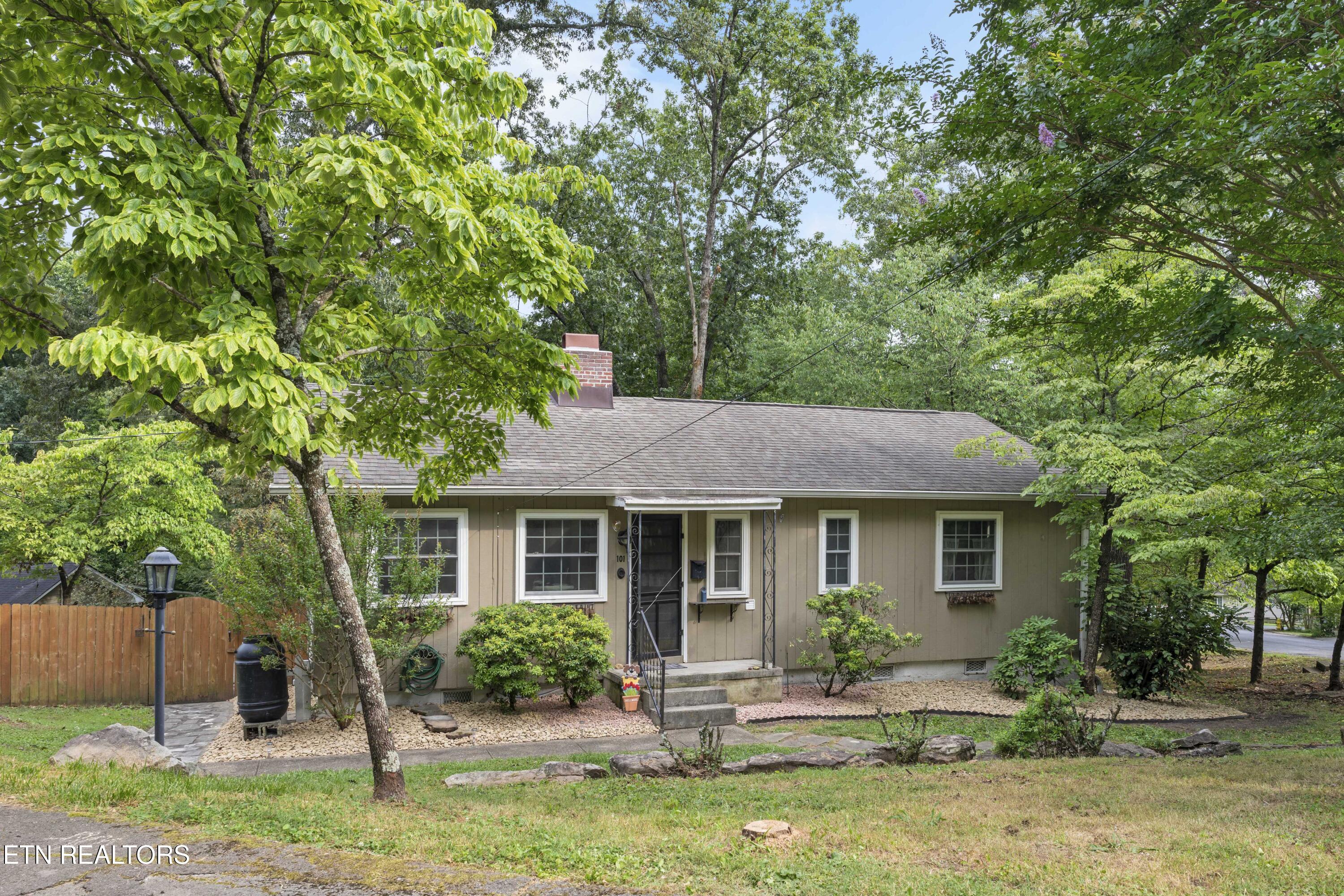 101 Olmstead Lane Property Photo 1