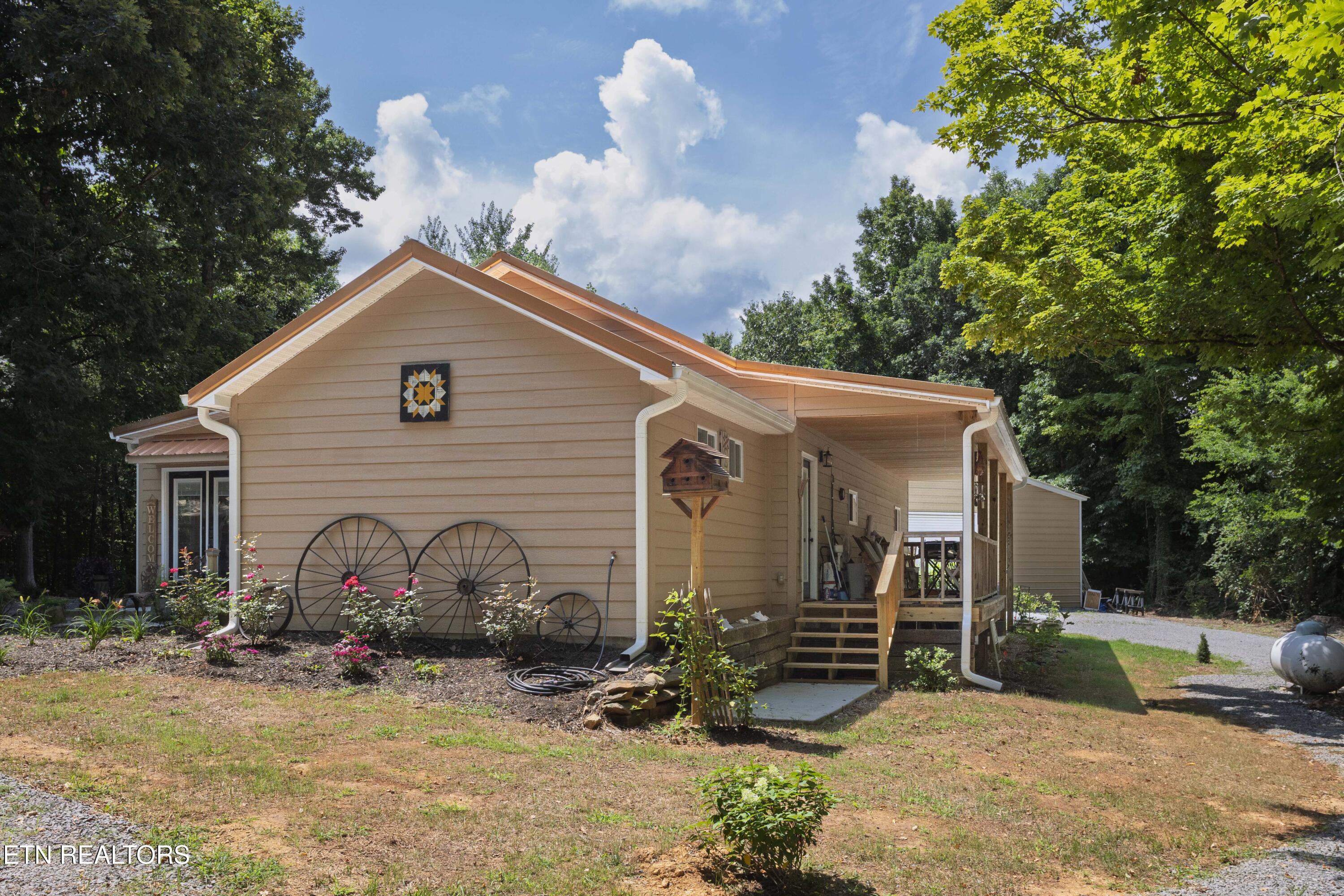 150 4th St Property Photo 41