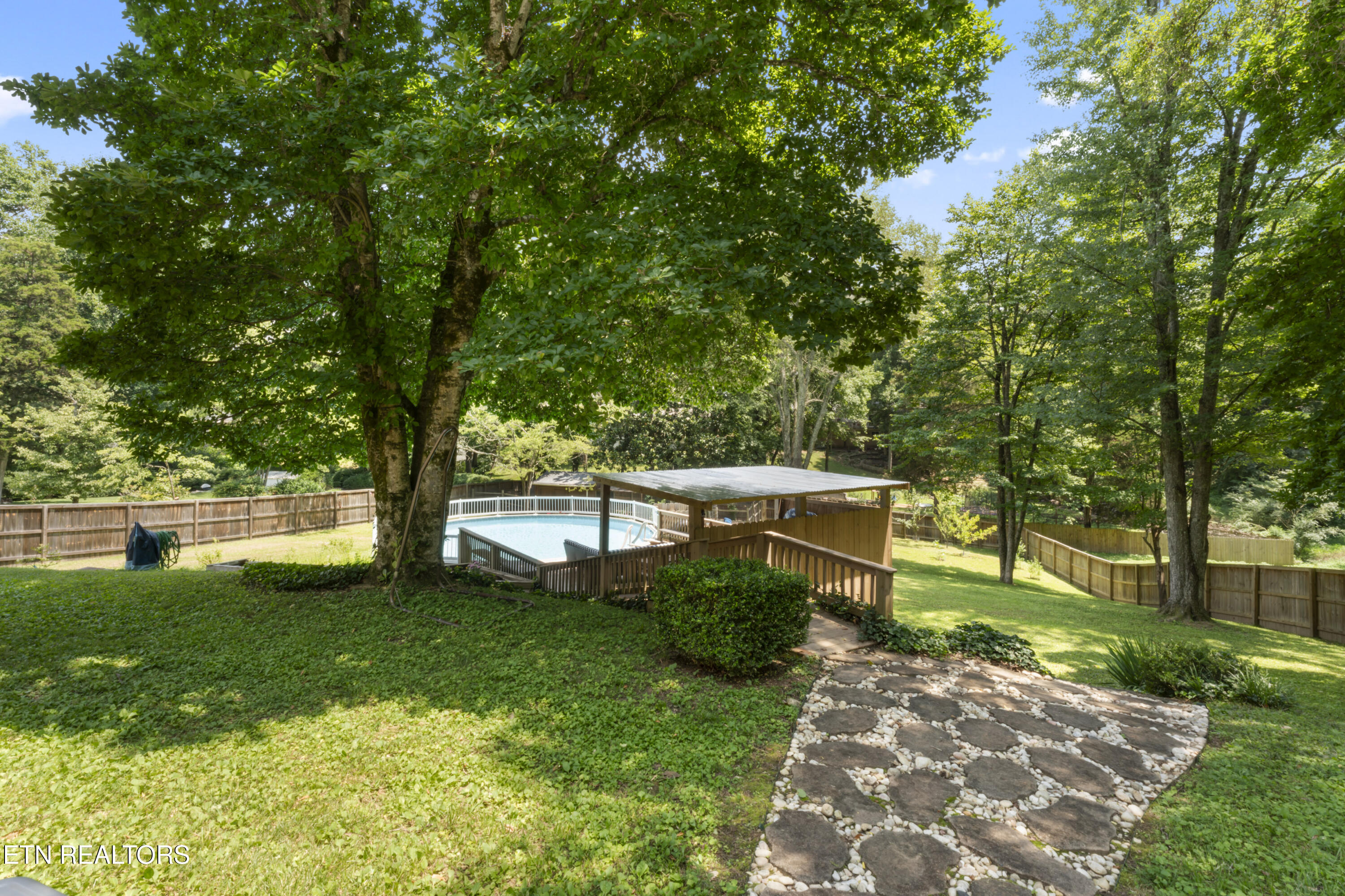 111 Mohawk Rd Property Photo 30