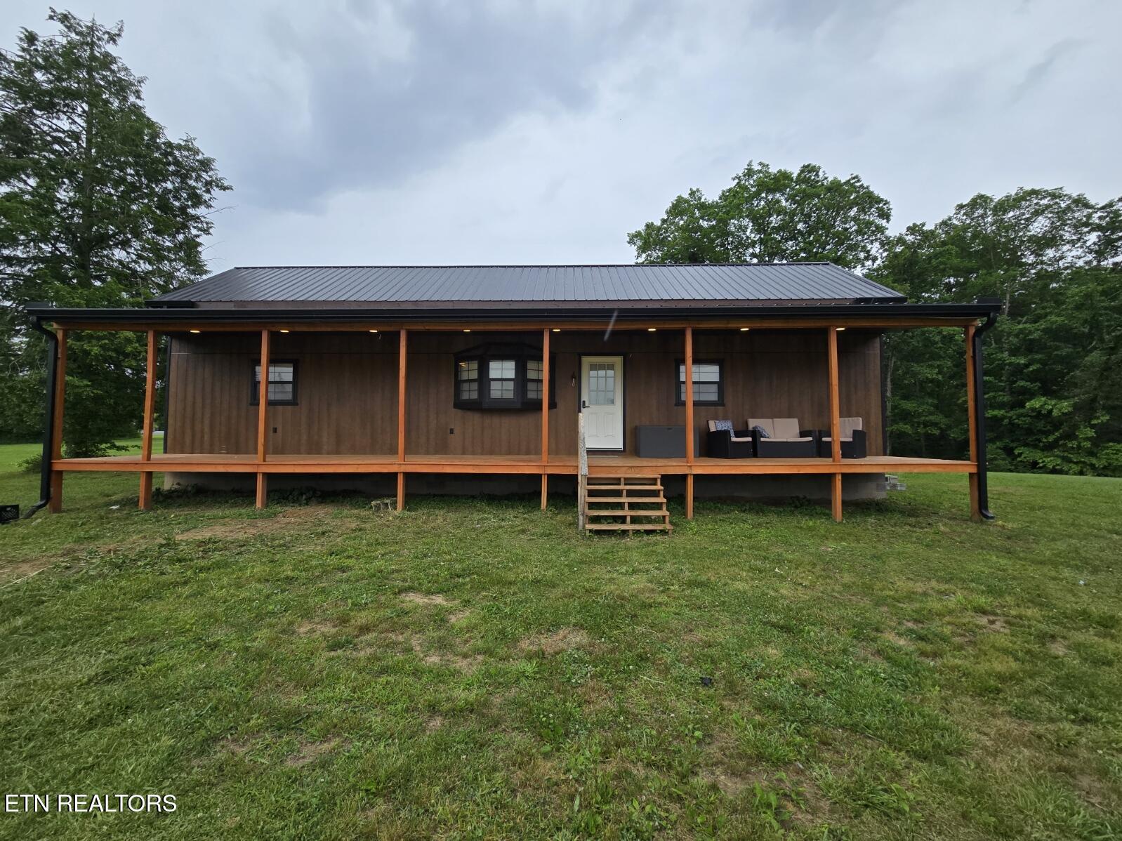 2365 Mountain View Rd Property Photo 1