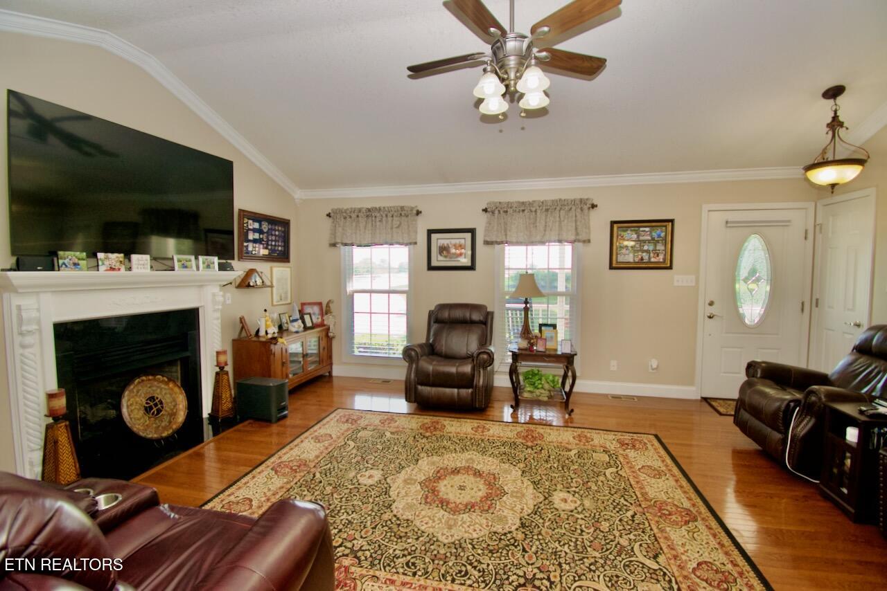1138 Disco Loop Rd Property Photo 10