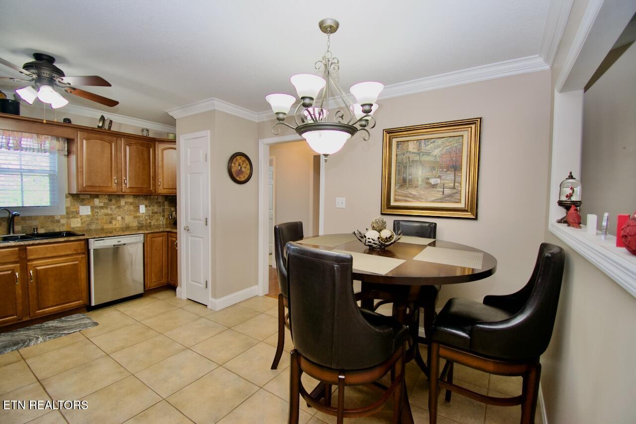 1138 Disco Loop Rd Property Photo 12