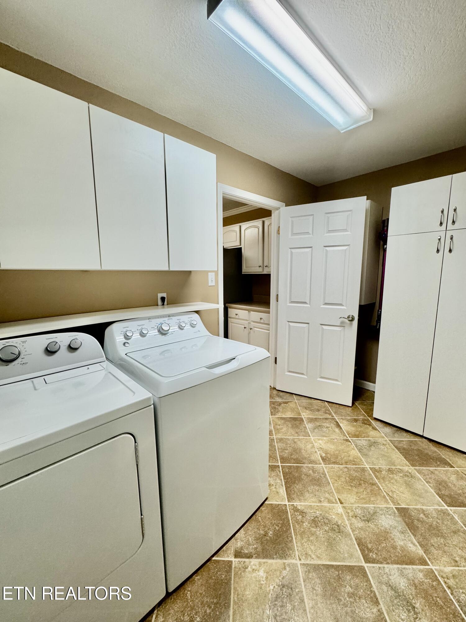 13001 Sanderling Lane Property Photo 10