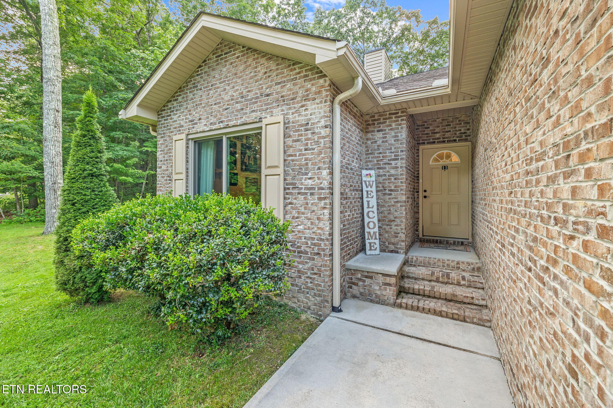 11 Burton Terrace Property Photo 4