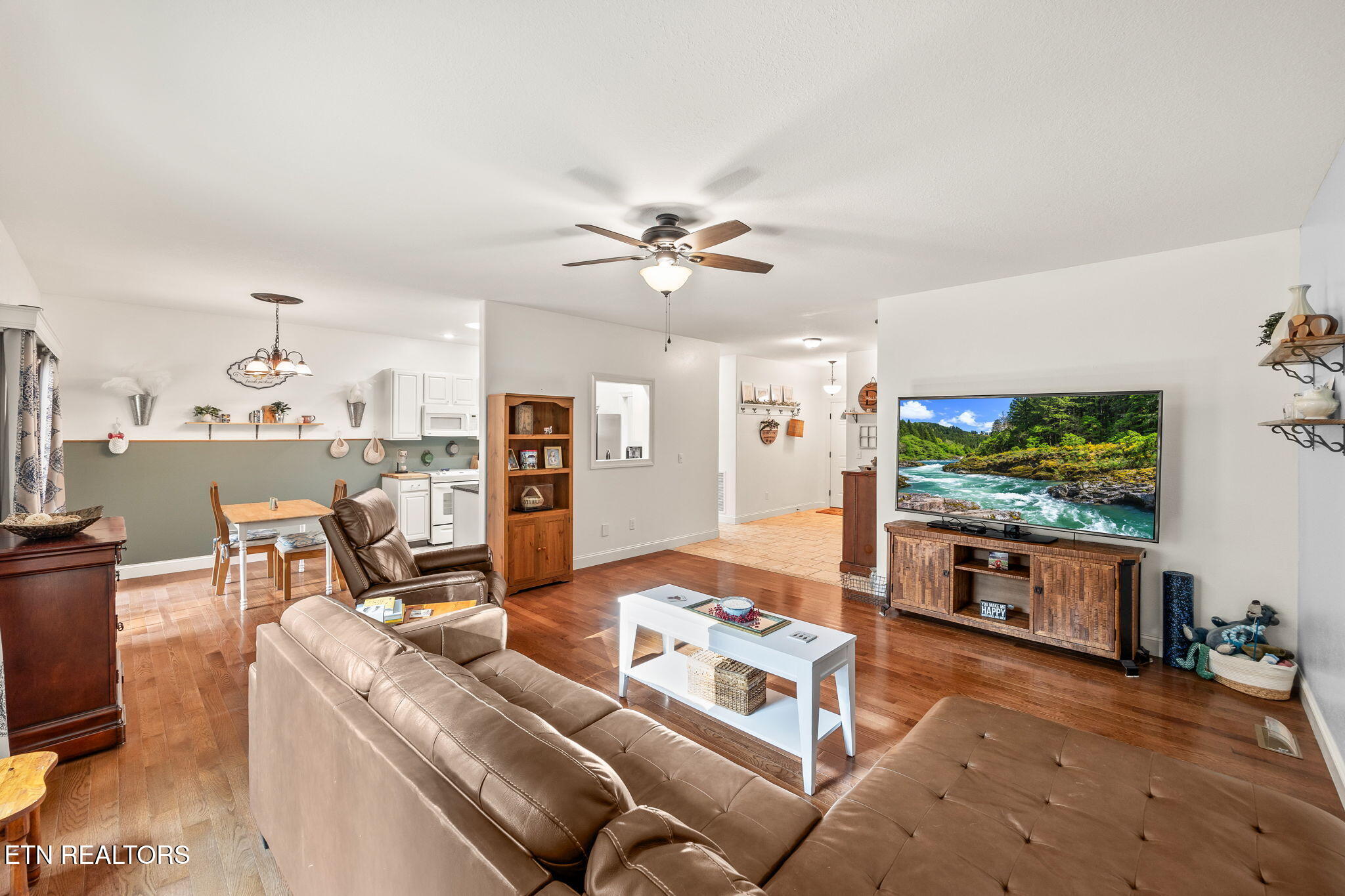 11 Burton Terrace Property Photo 10