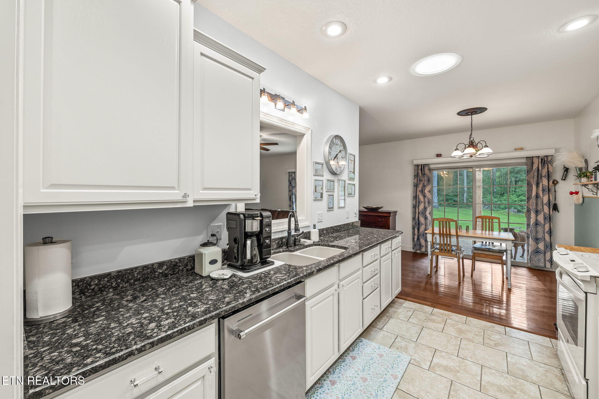 11 Burton Terrace Property Photo 17