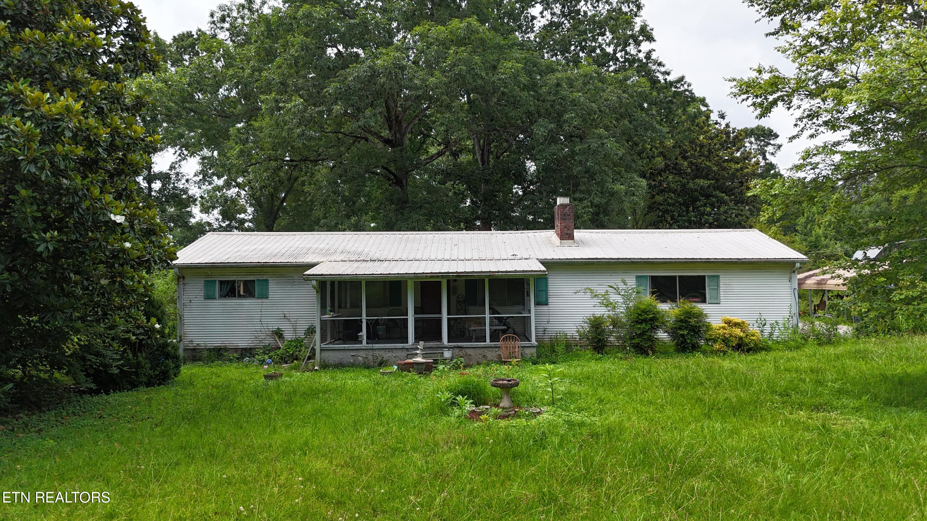 393 Sw Sim Goodwin Rd Property Photo 1