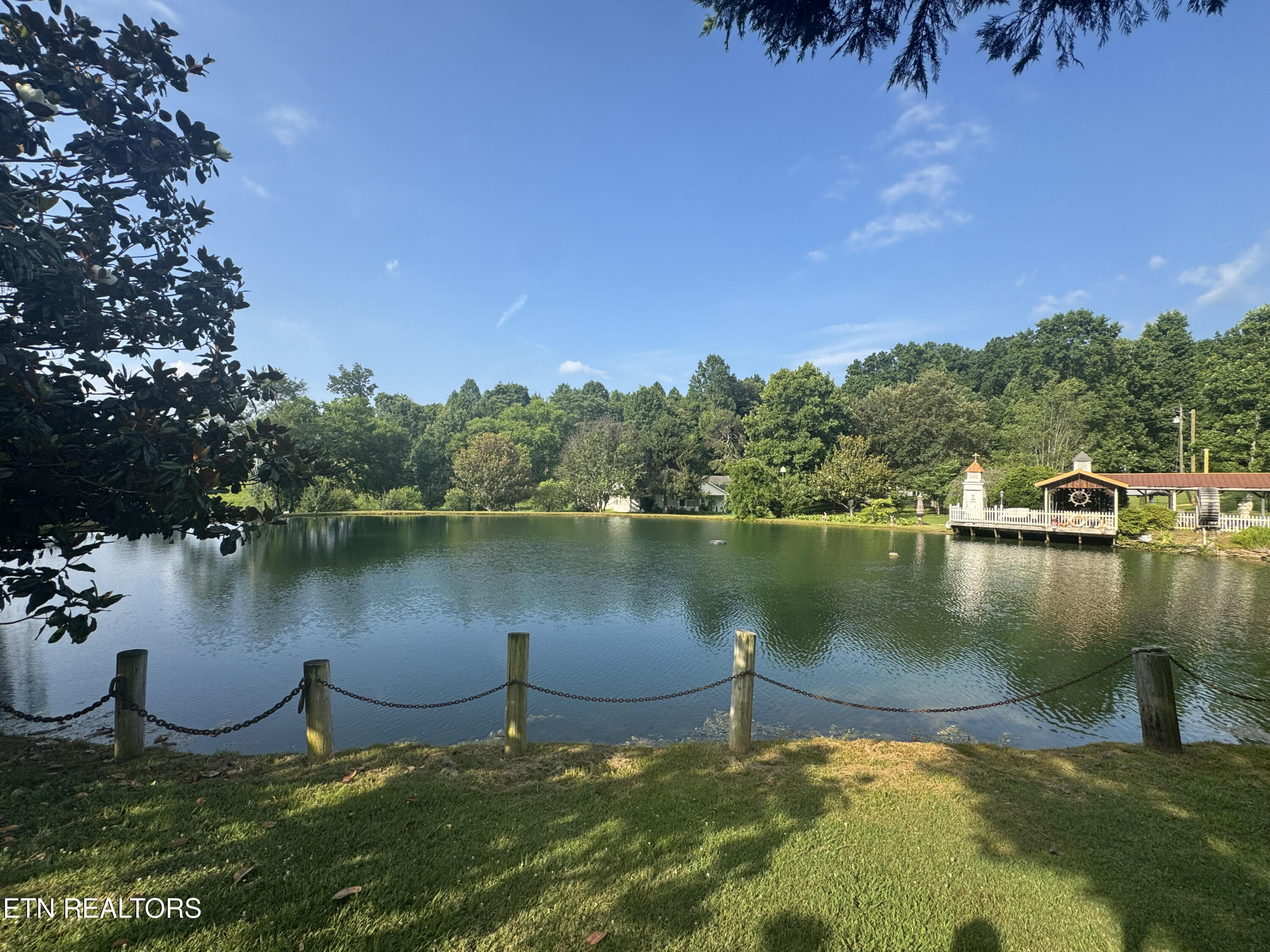 123 Jerry Cardin Lane Property Photo 1
