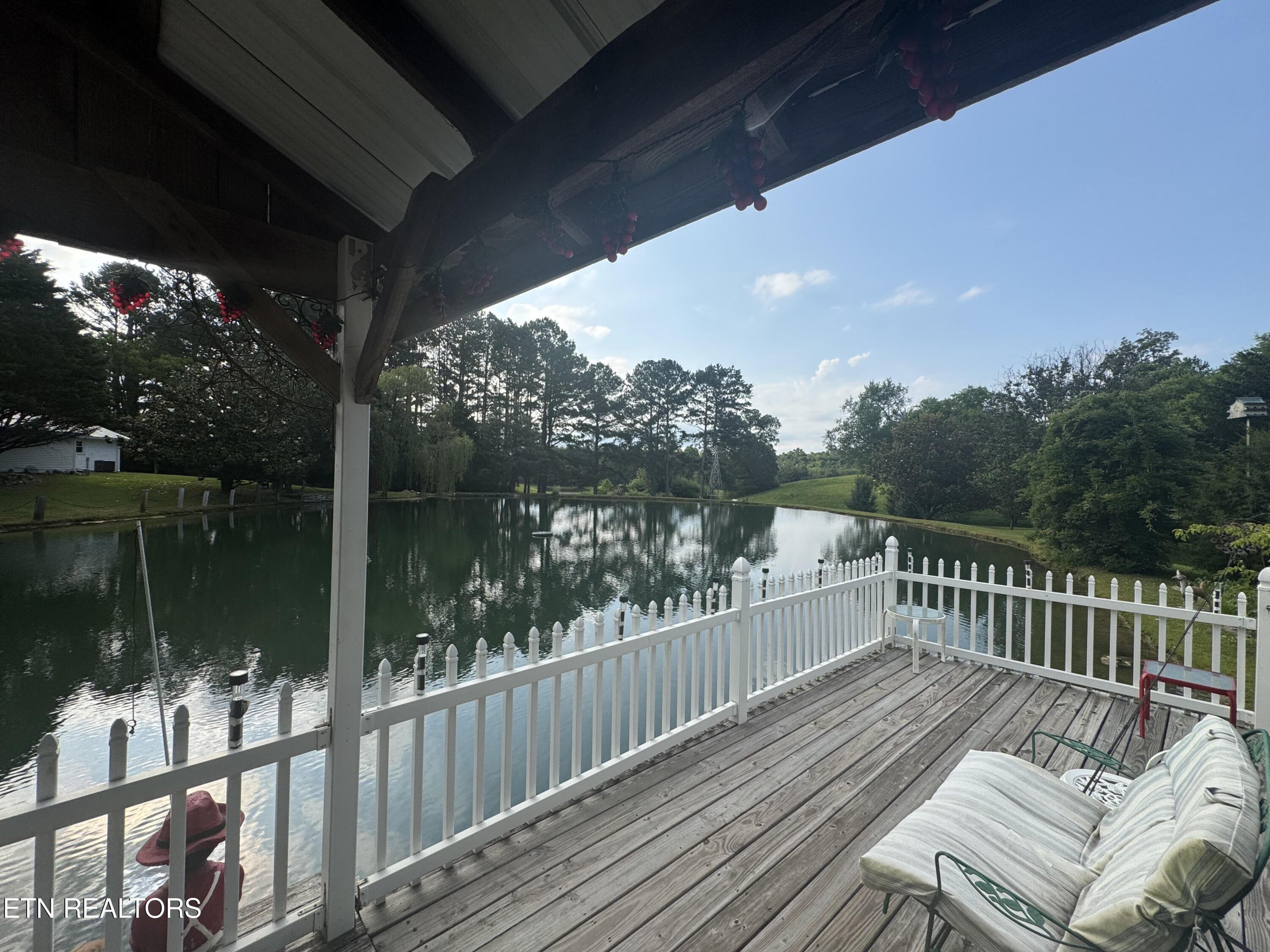 123 Jerry Cardin Lane Property Photo 8