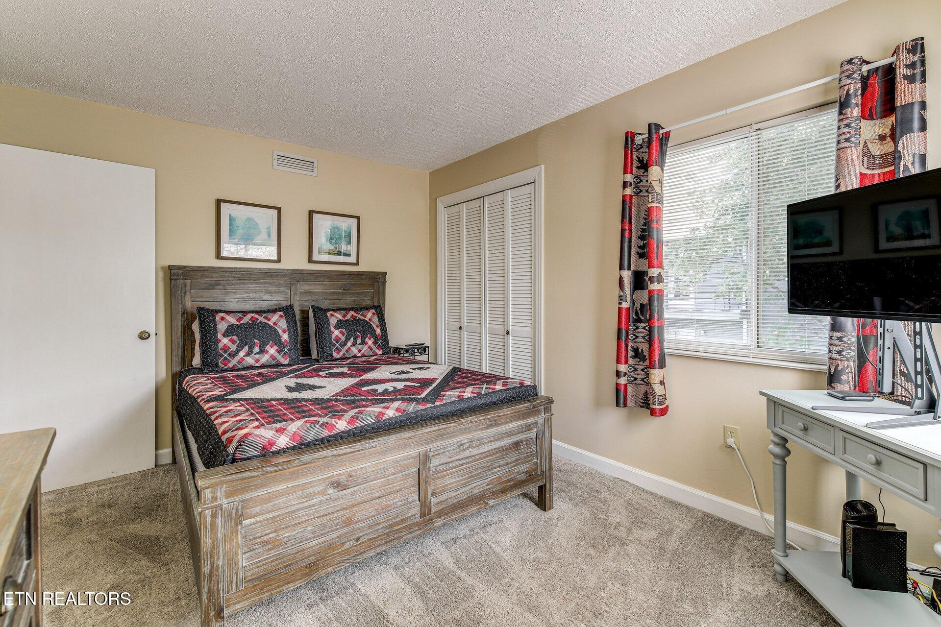 1260 Ski View Drive Property Photo 12