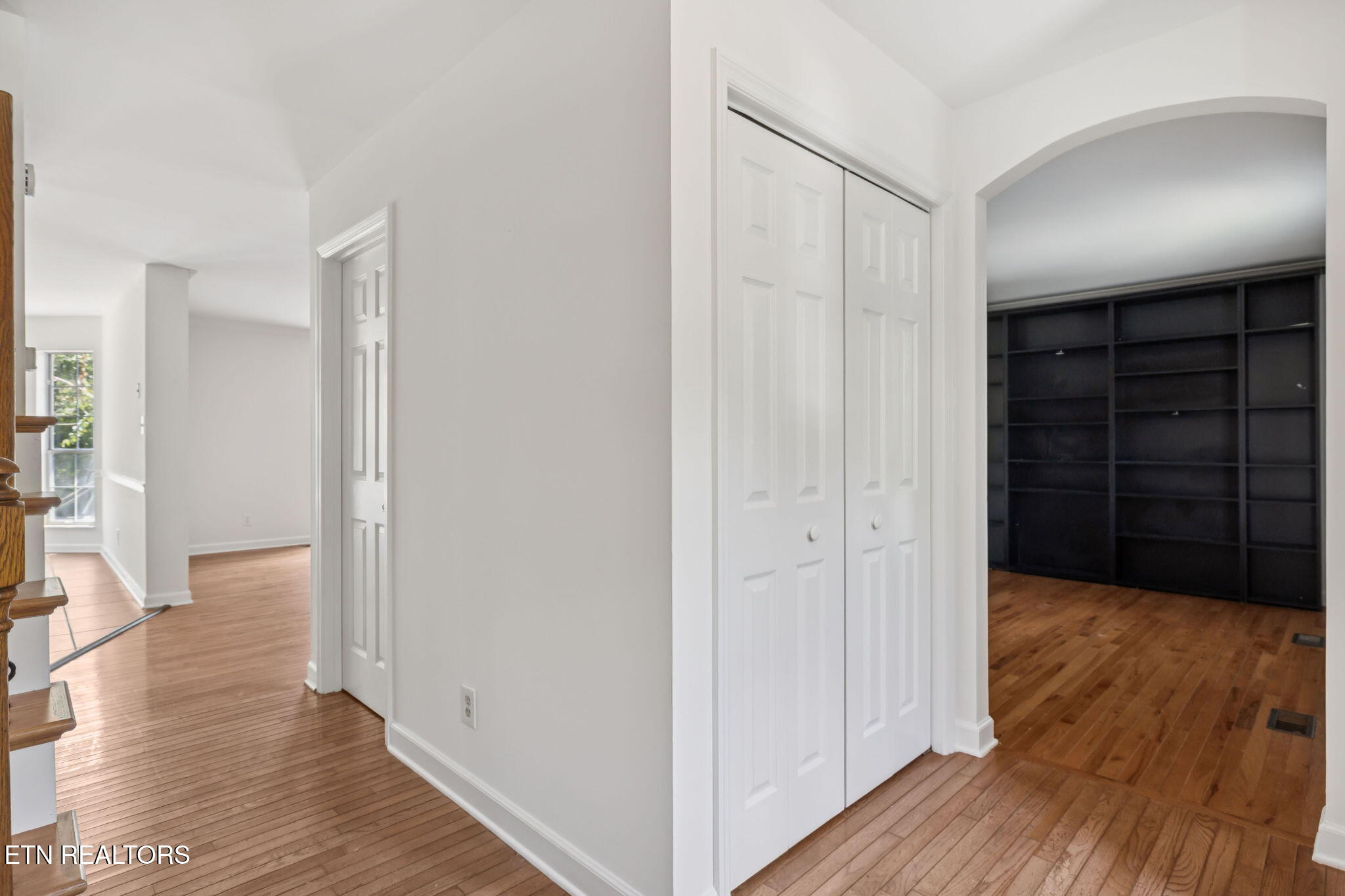 1440 Queensbridge Drive Property Photo 4