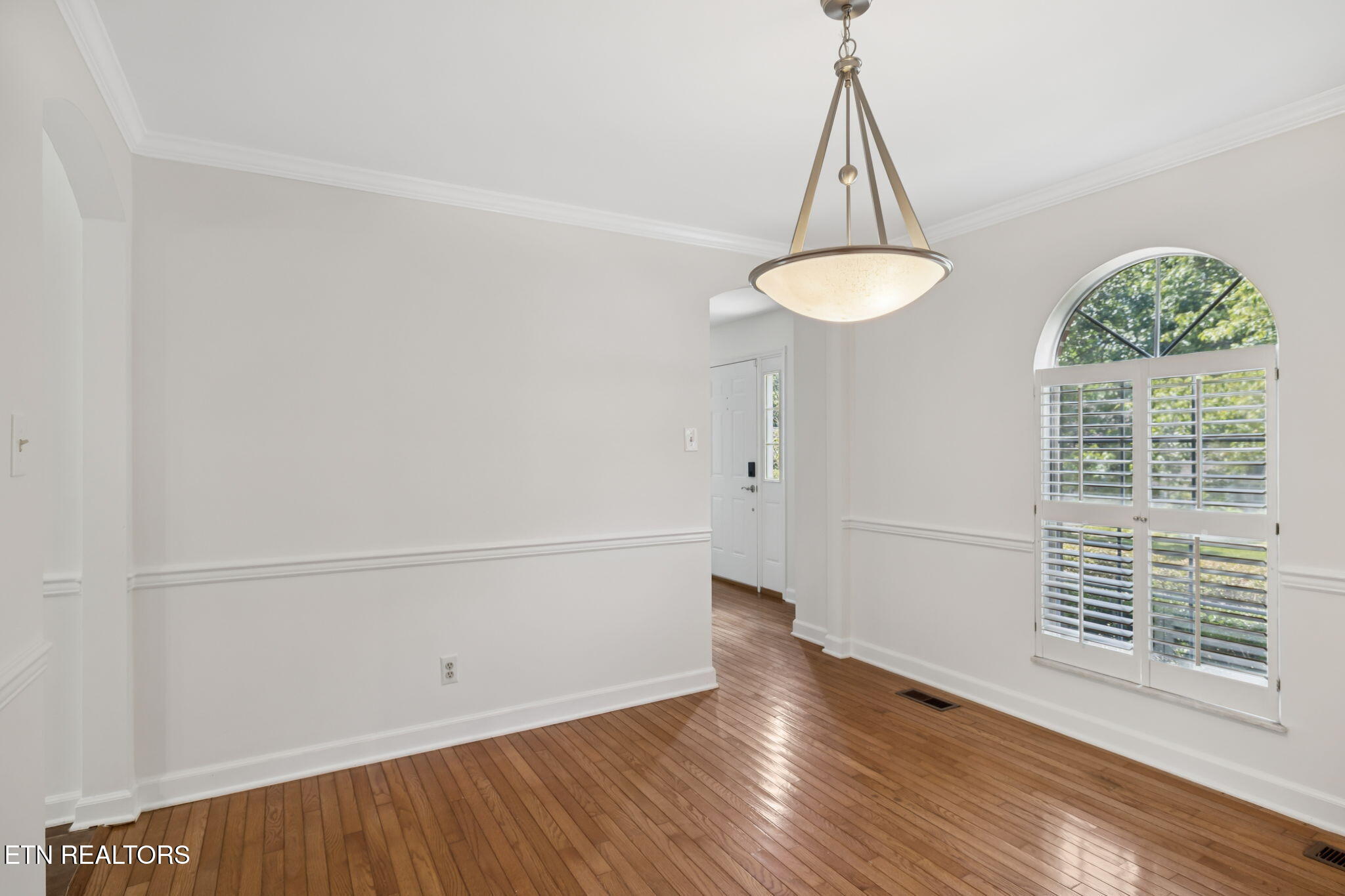 1440 Queensbridge Drive Property Photo 18
