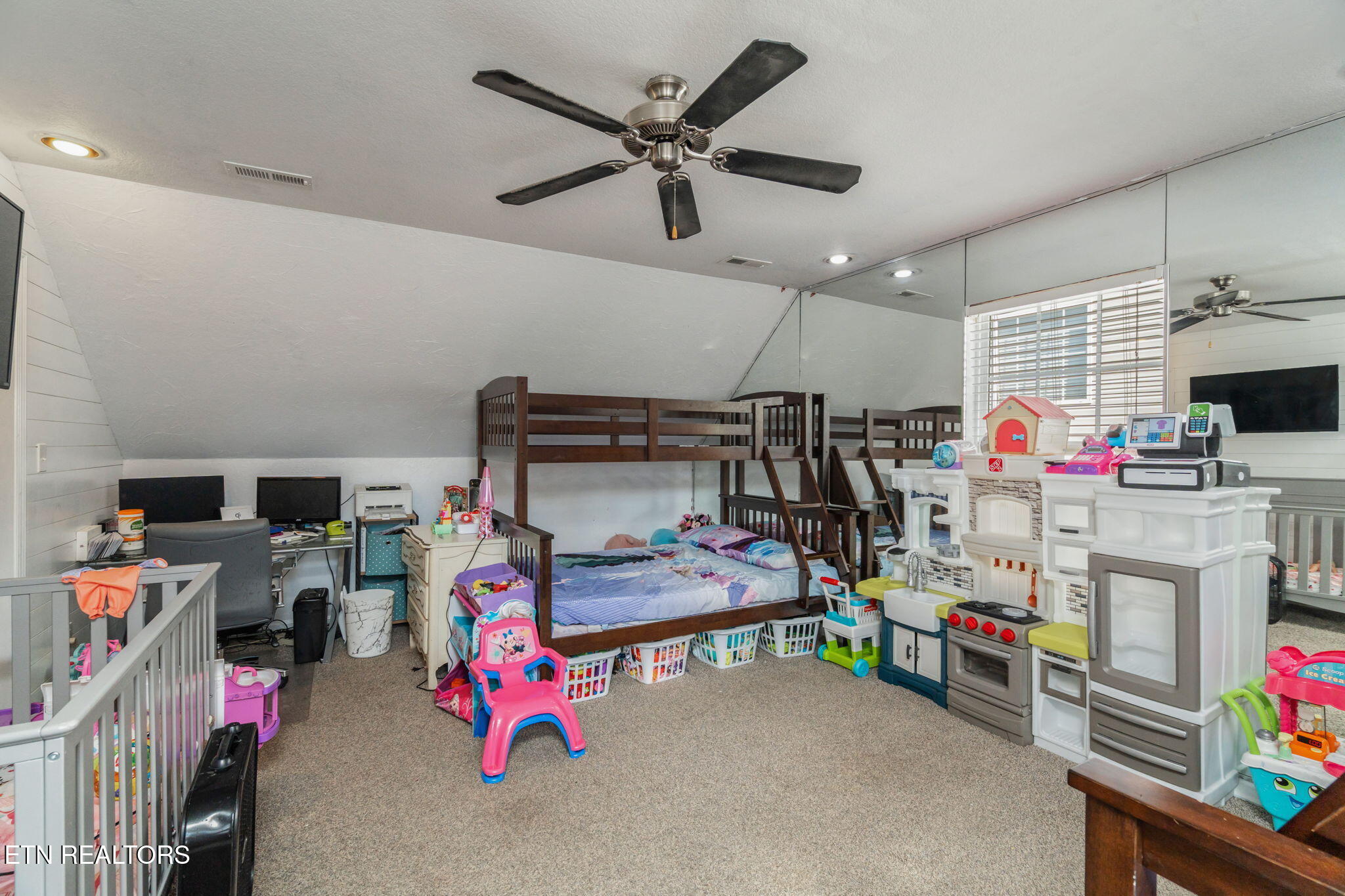 2521 Fernbank Rd Property Photo 18