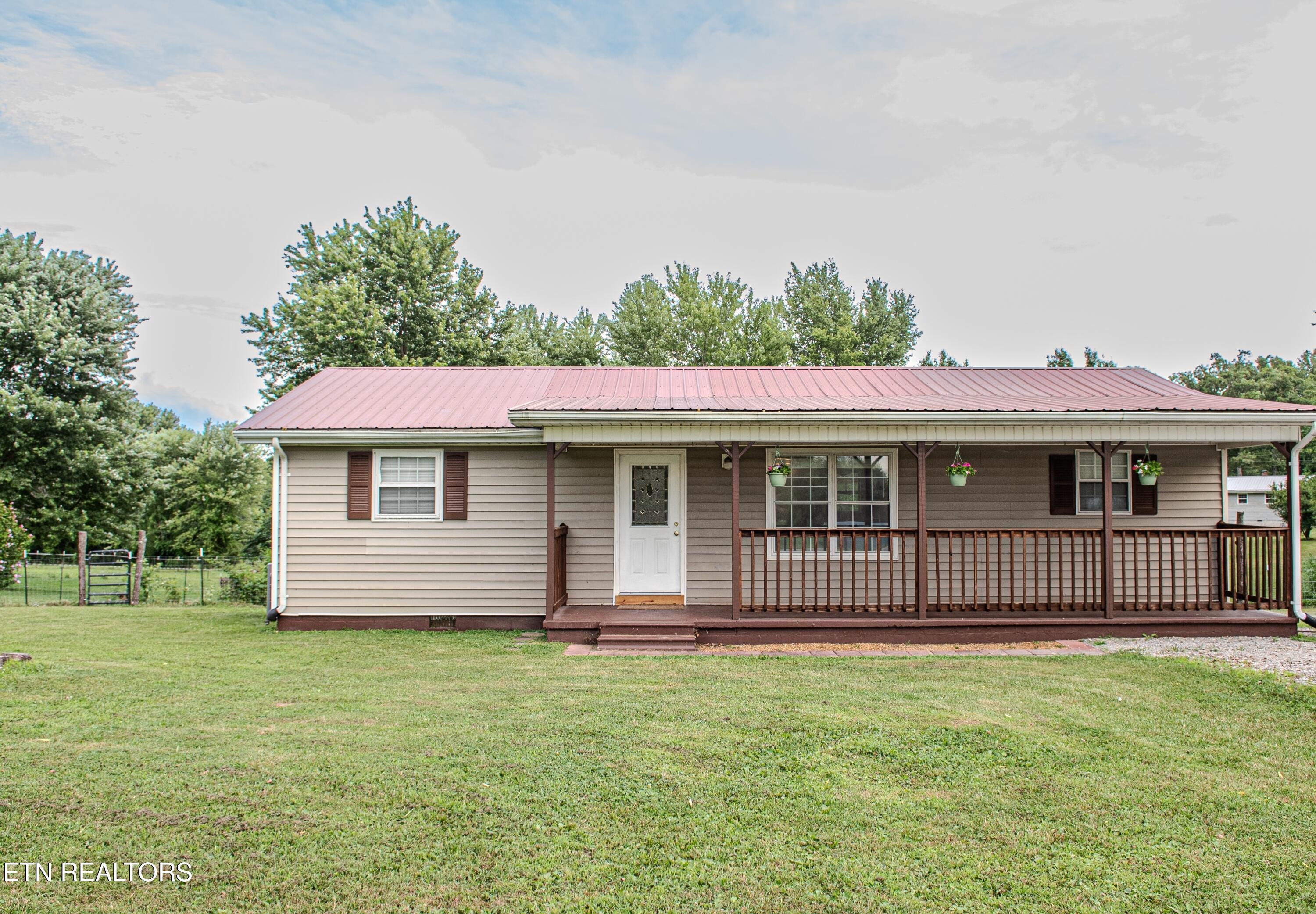 1010 Sheppard Rd