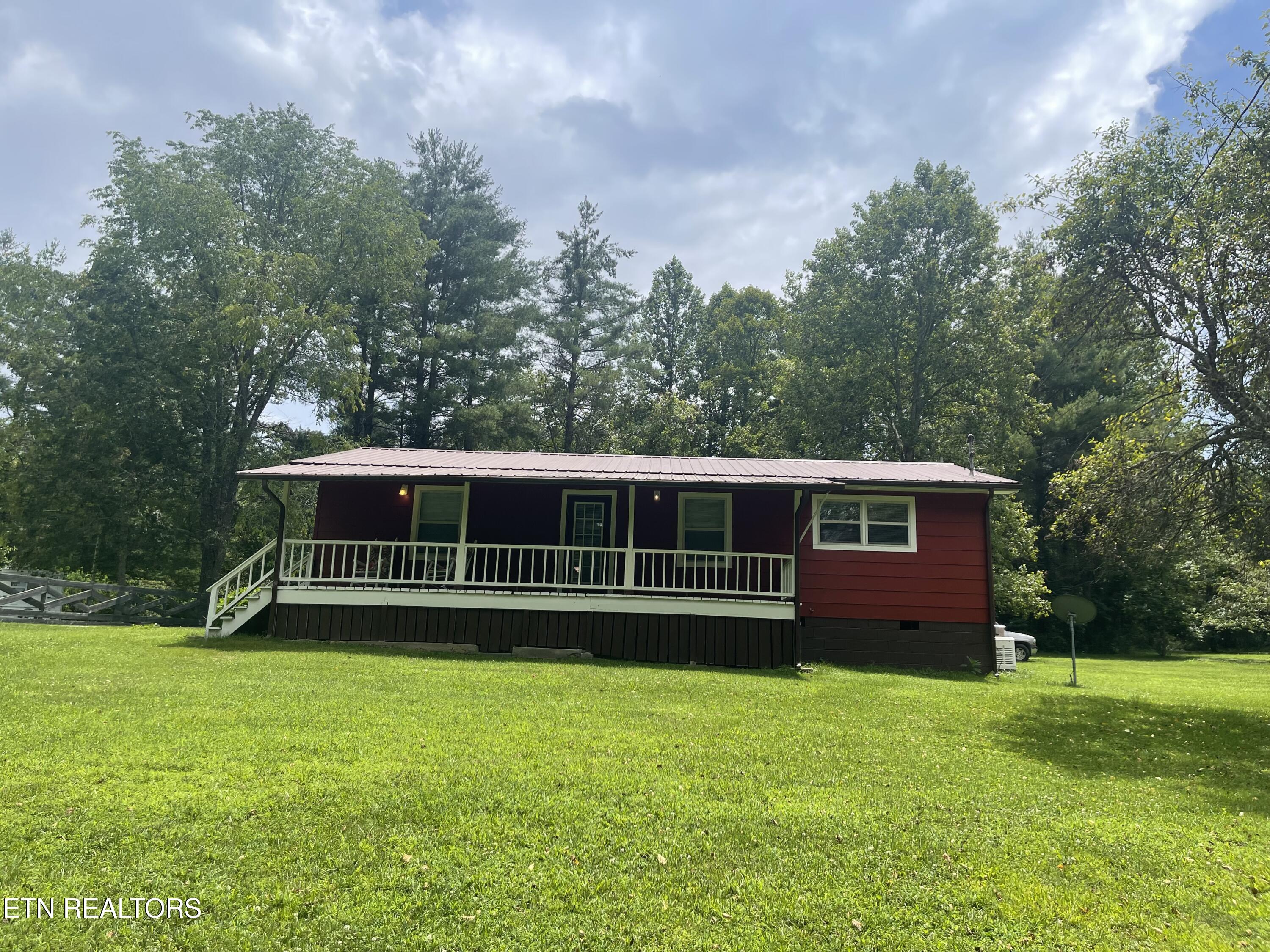 239 Doc Huling Rd Property Photo 1