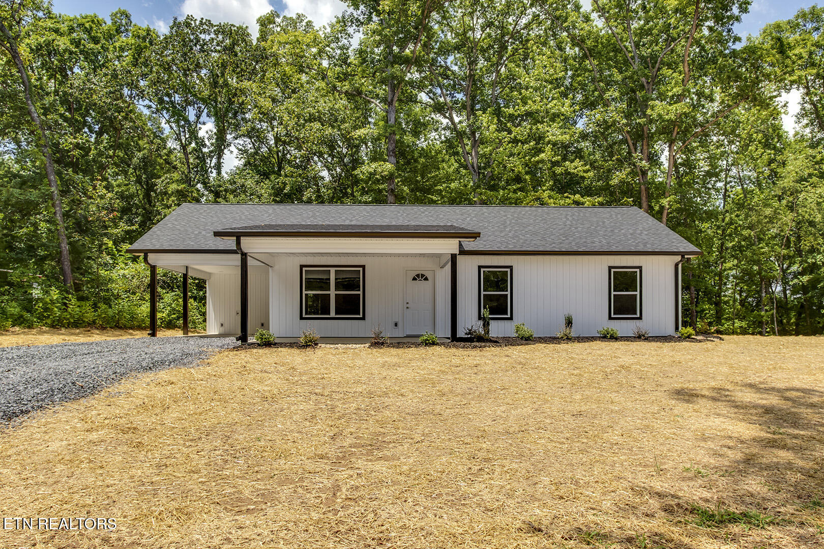 181 Lakeshore Lane Property Photo 1