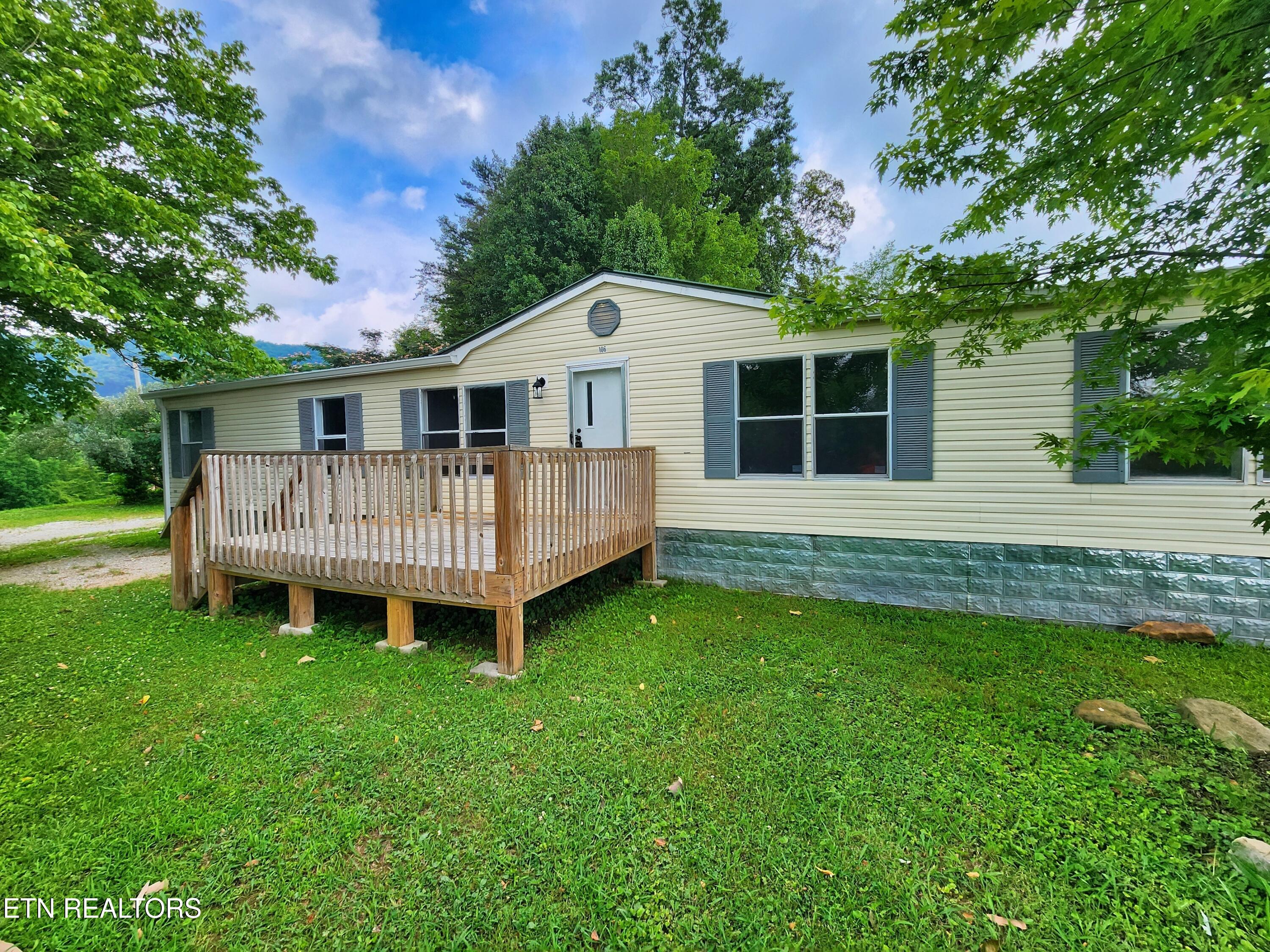 106 Delap Lane Property Photo 1