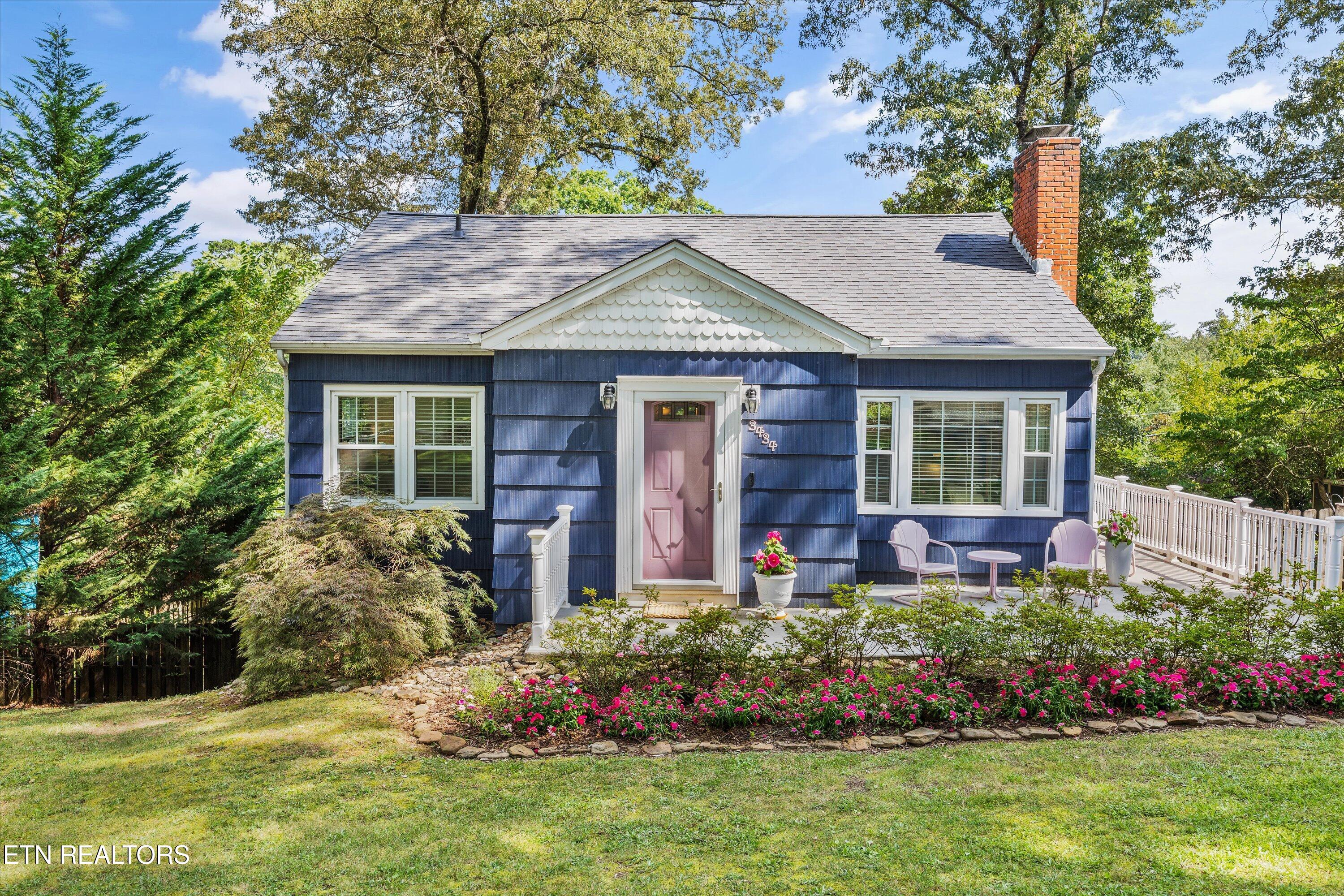 3434 Fountain Park Blvd Property Photo 1